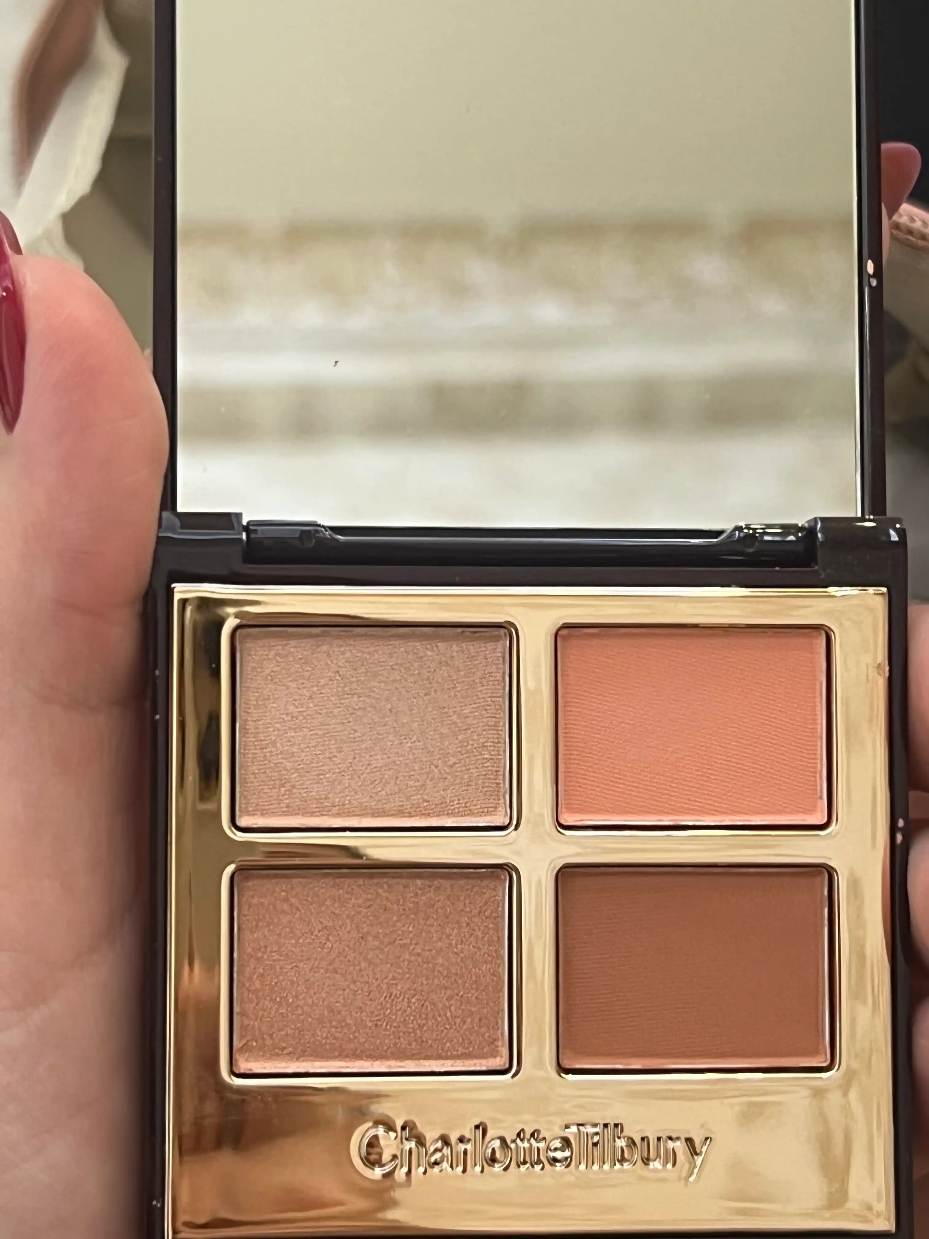 Палетка теней для век Charlotte Tilbury