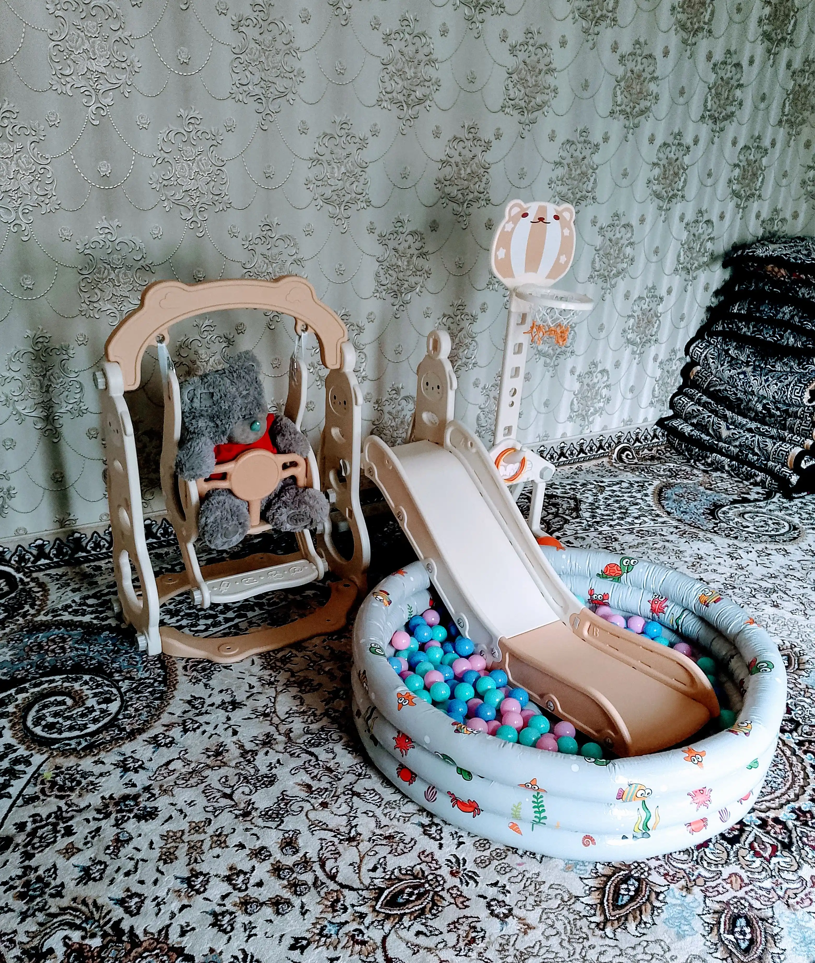 Игровая площадка для детей горка, качели, бассейн, баскетбольное кольцо, футбольные ворота