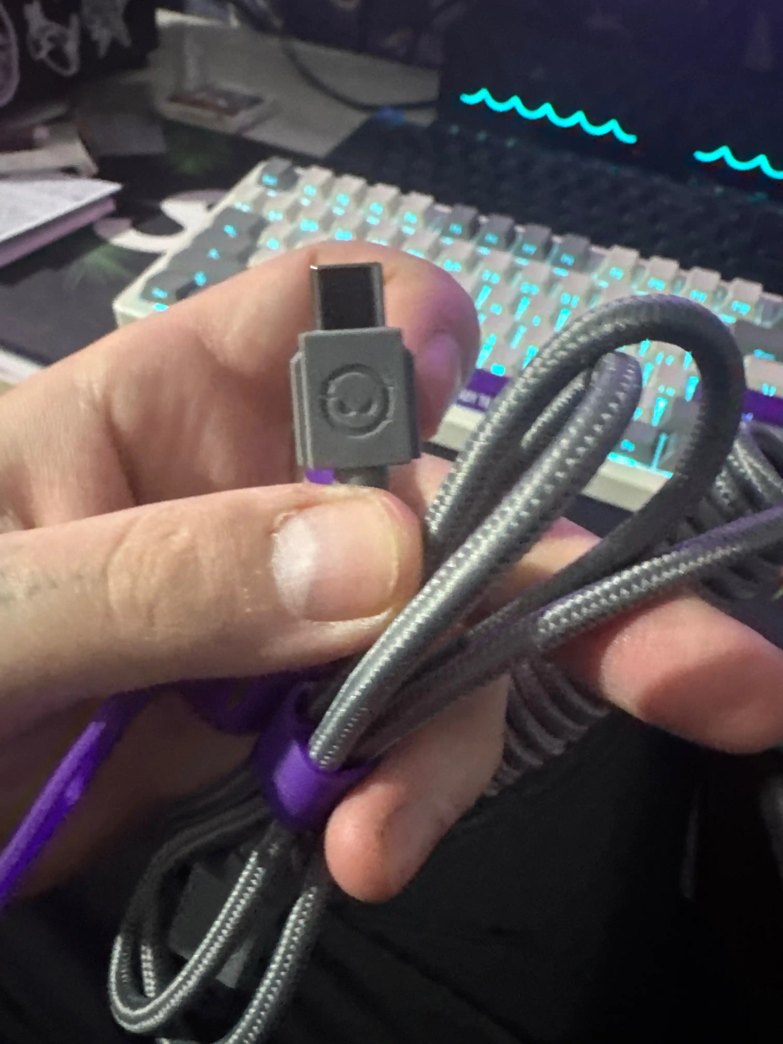 Gaming mexanik klaviatura Lorgar KBP70TKLW, ENG, RGB yoritgichli bilan
