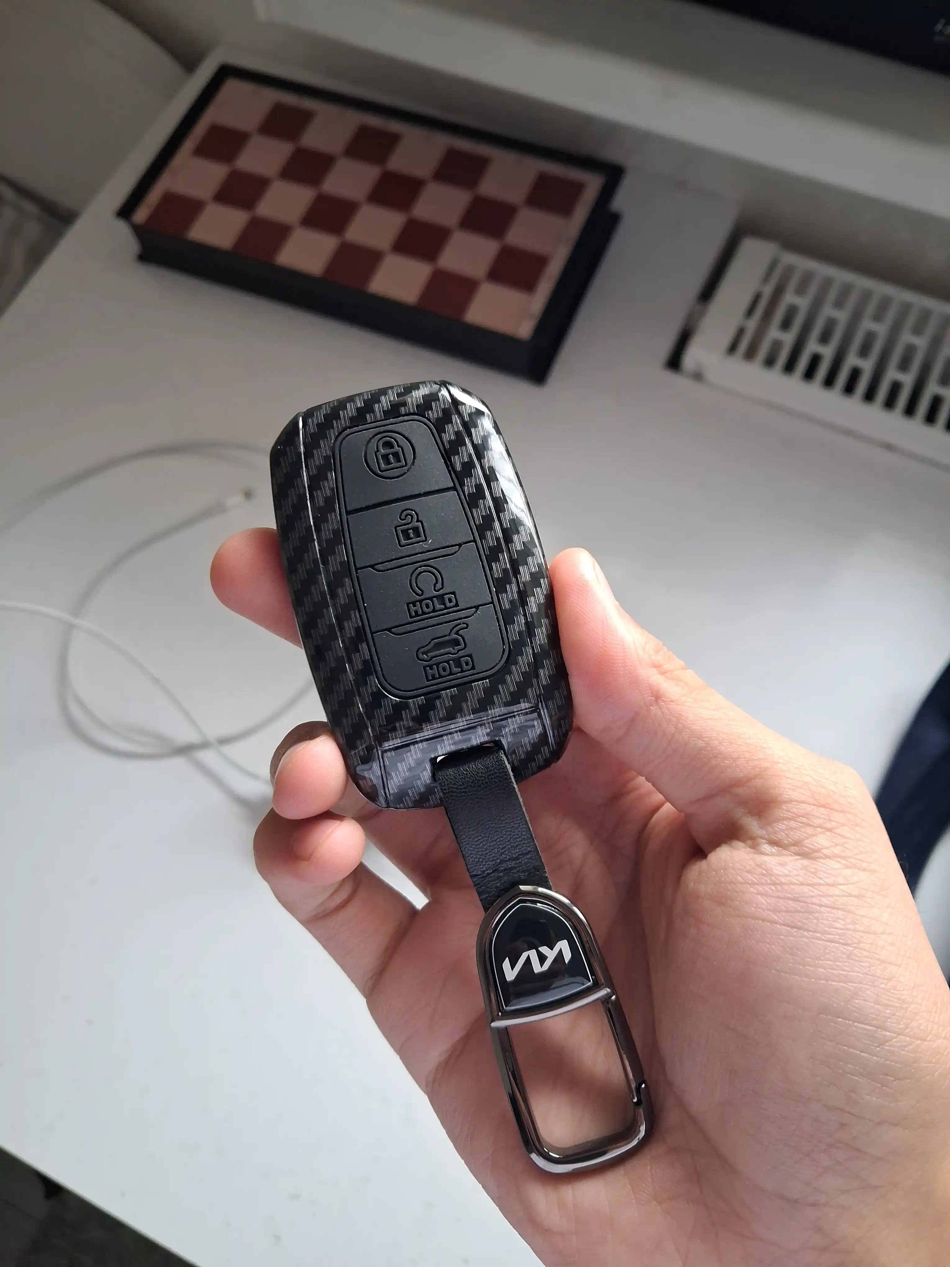 Карбоновый корпус для пульта автомобилей Malibu 2,Tracker 2,Onix, Cobalt, Monza, KIA, BYD