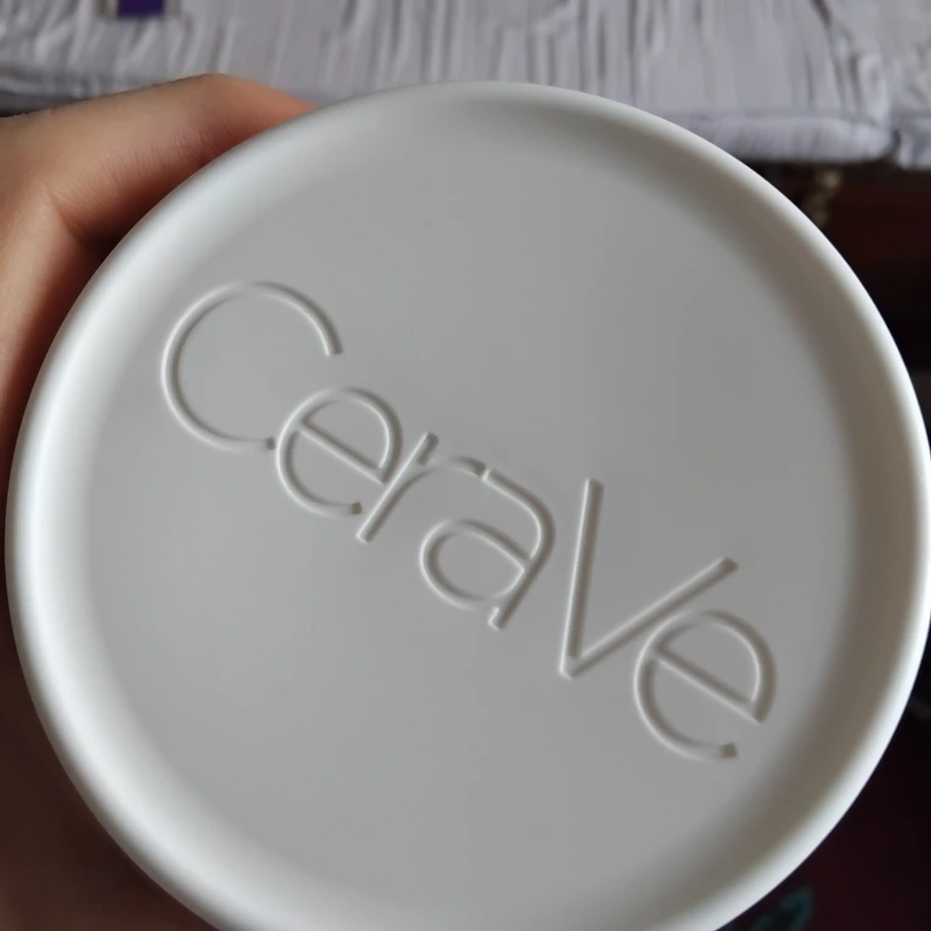 CeraVe Quruq va juda quruq yuz va badan terisi uchun namlantiruvchi krem, 340 g