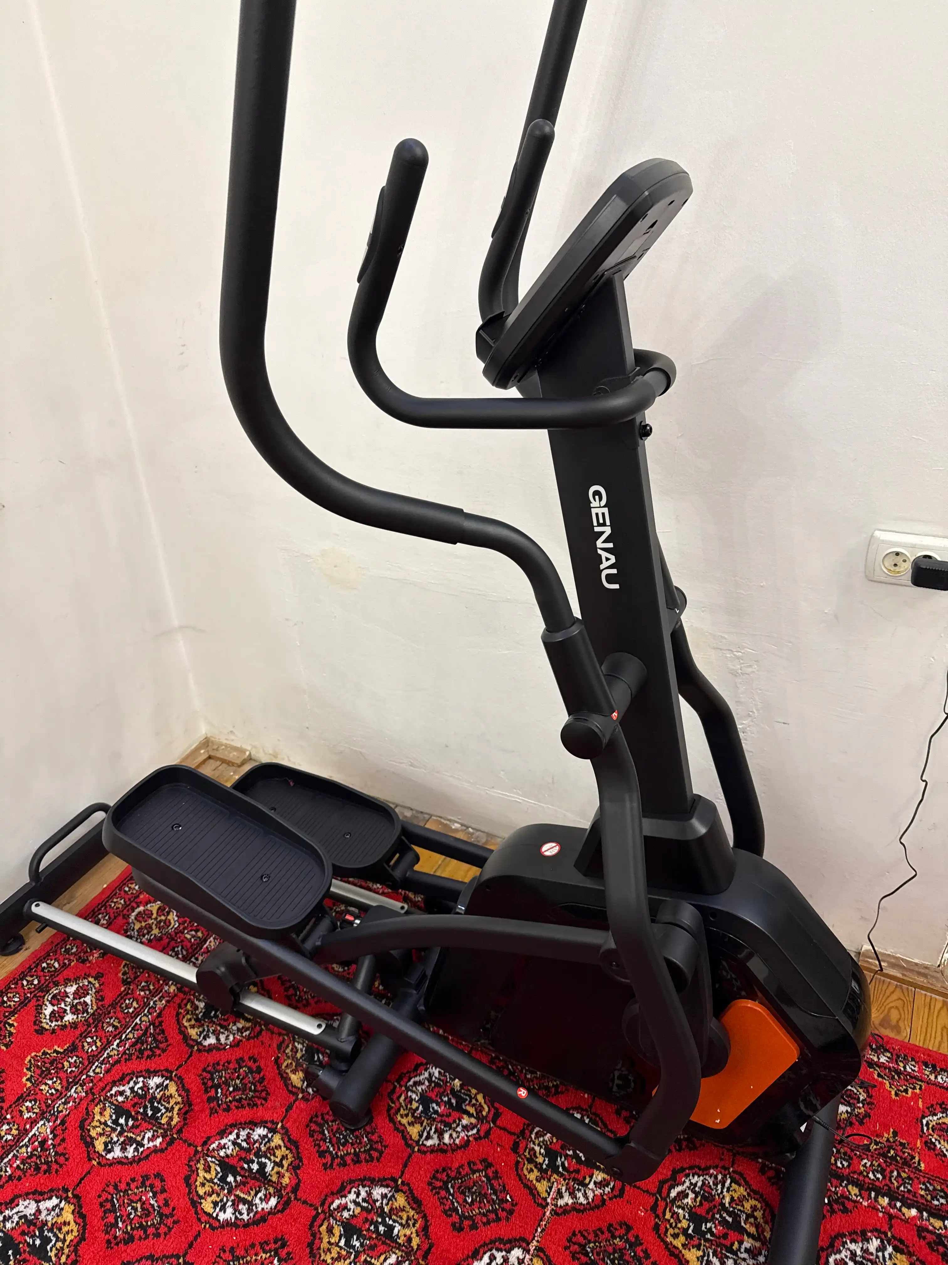 Elliptik yig'iladigan trenajor, velo-chang'i, Genau Axima Fold *ET2-06A
