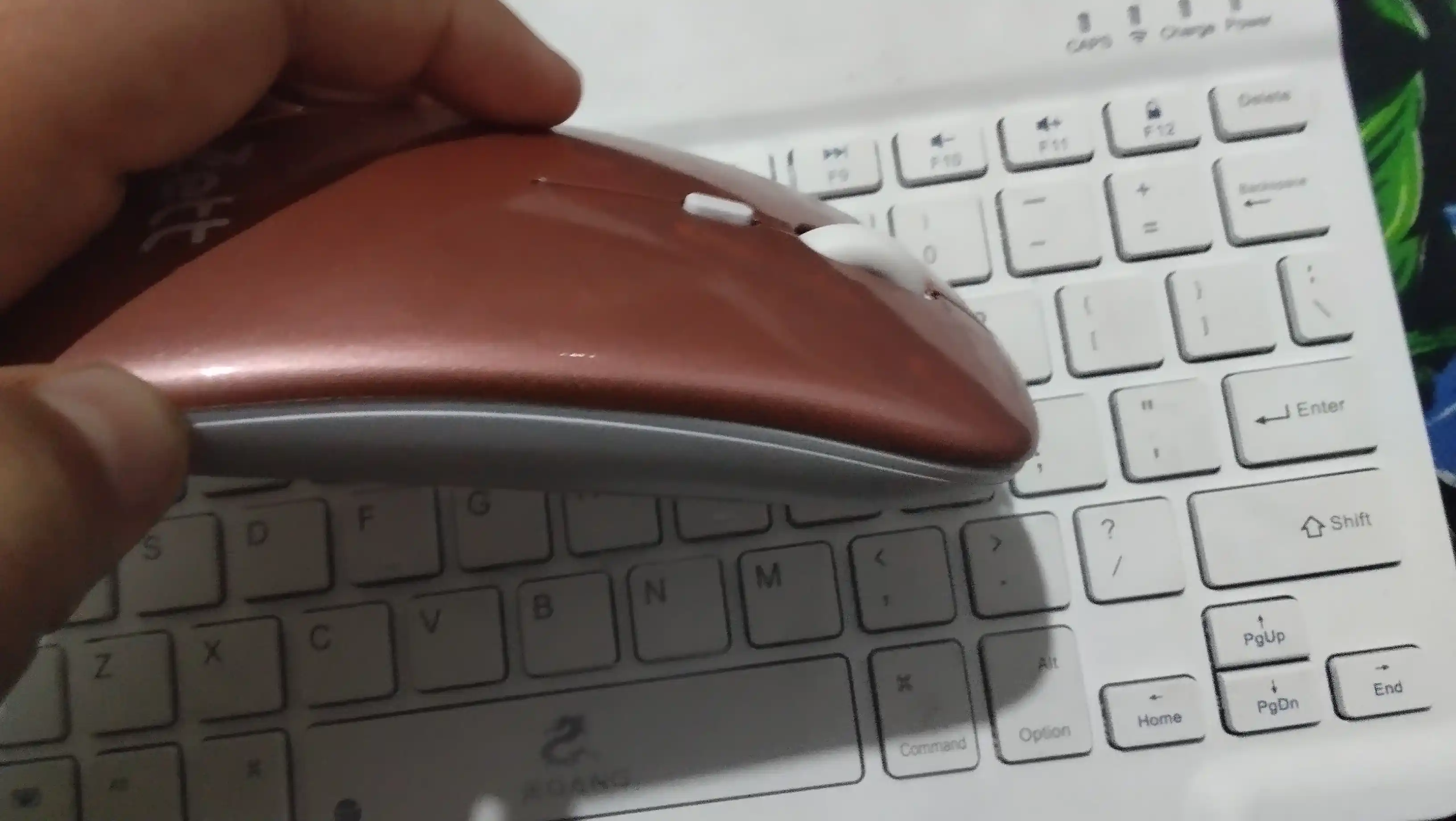 Simsiz kompyuter sichqonchasi, Bluetooth va USB-C bilan