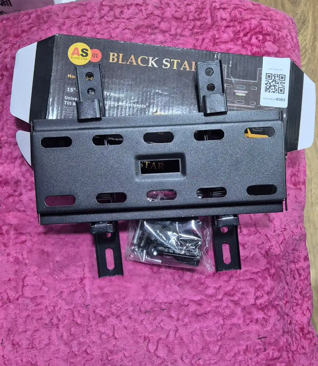 Кронштейн Black Star для телевизора 15–43 дюймов, гастенное крепление