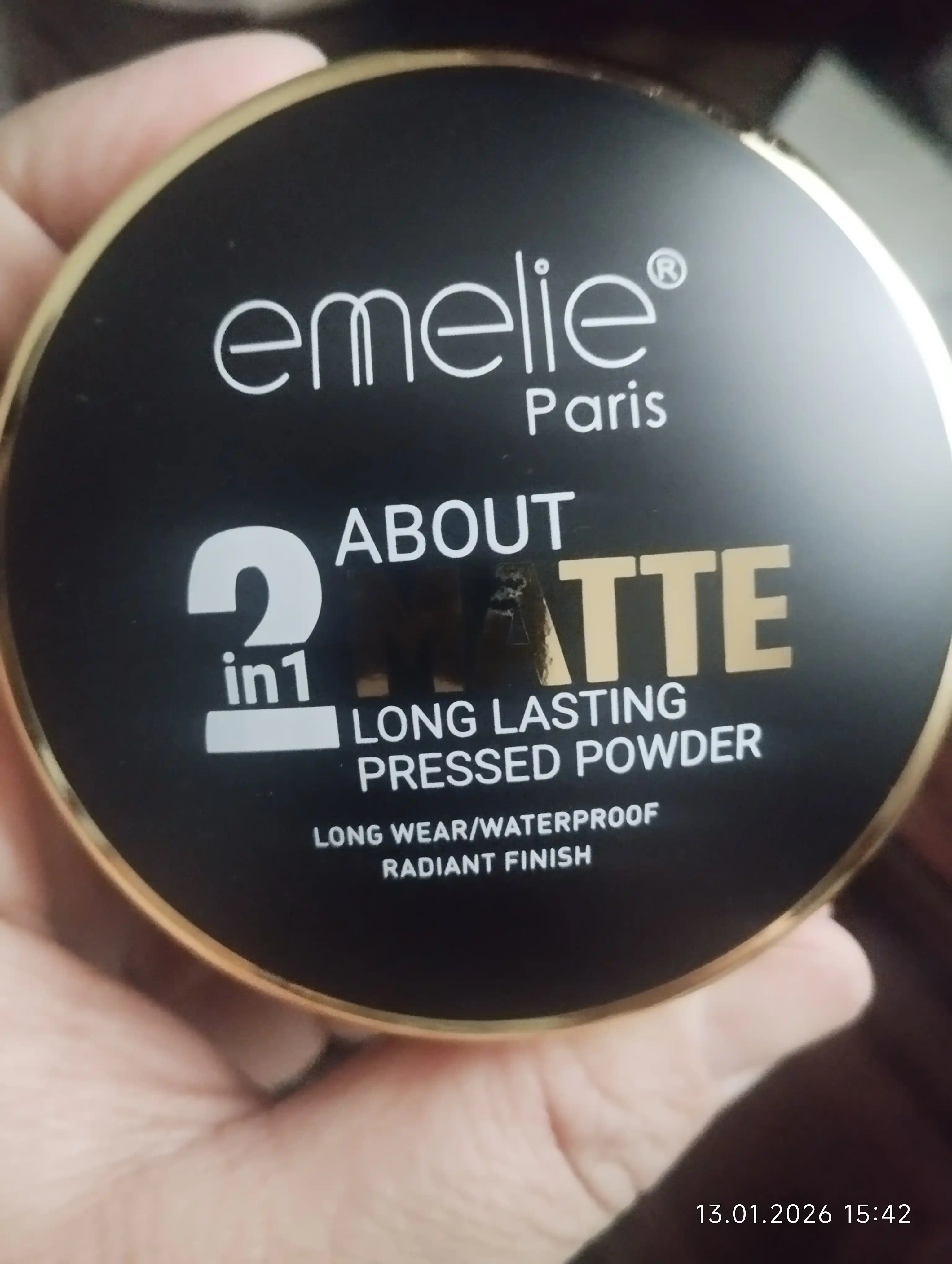 Emelie matlovchi upa, 01 va 02, 2 tasi 1 da, 24 soat mat tekislaydi, SPF 15