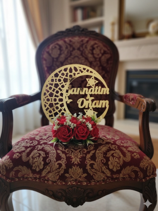 Sovun gullari bilan bezatilgan Jannatim onam va Eid  muborak , ajoyib hadya