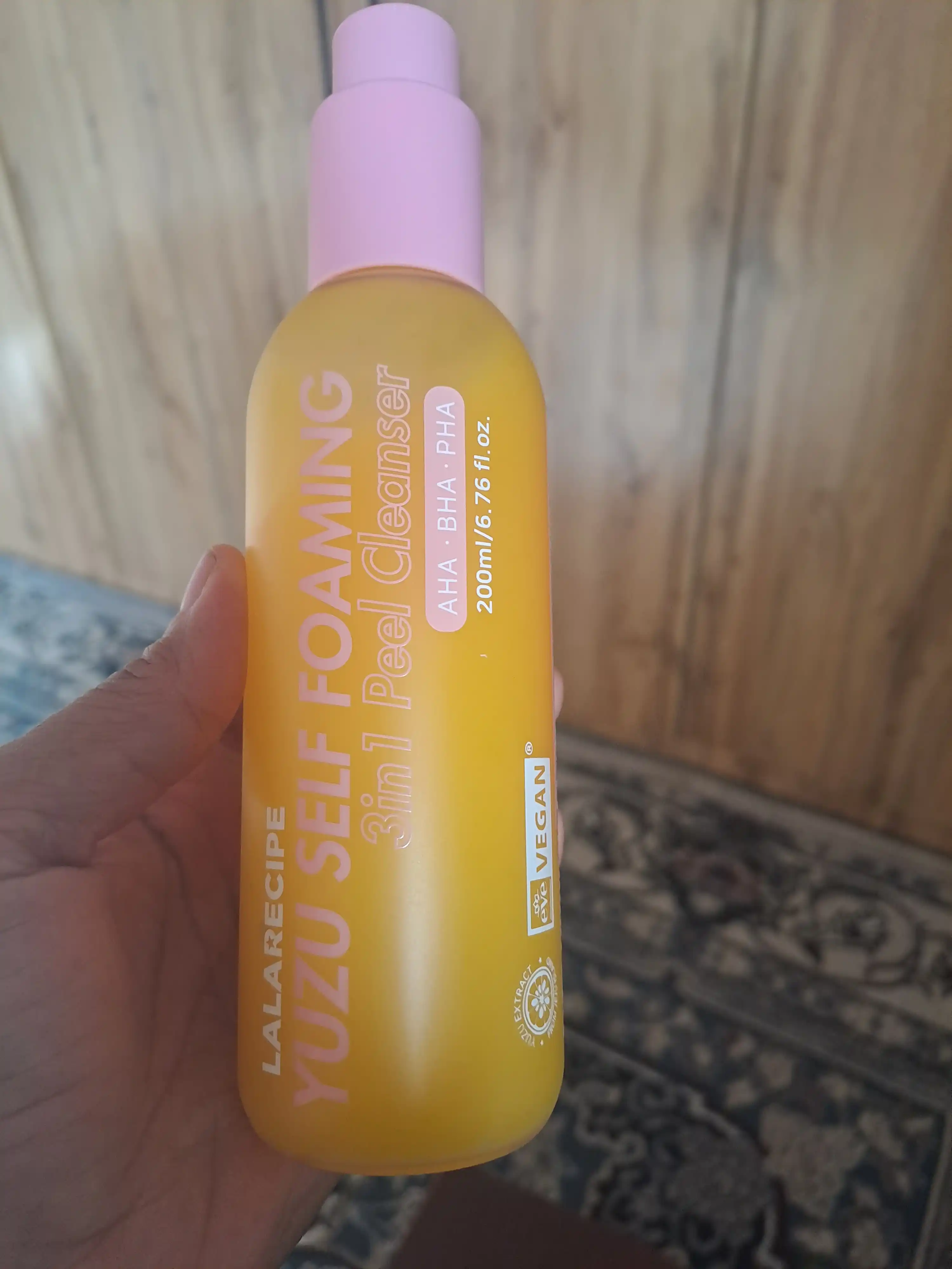 Lalarecipe Пенка для умывания лица с кислотами Yuzu Foaming AHA BHA умывалка очищающая