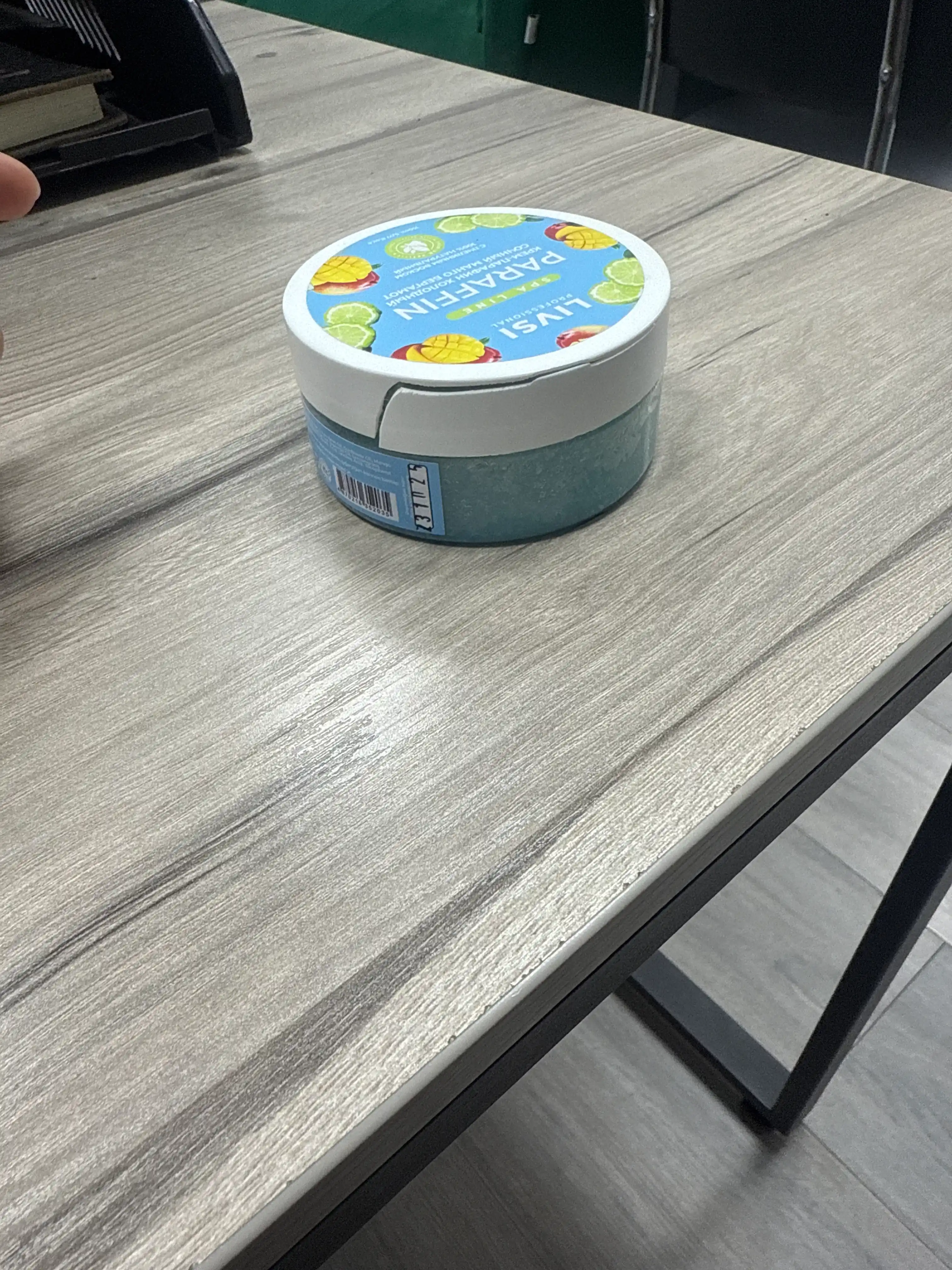 Qo'llar va oyoqlar uchun, sovuq kerosin kremi Livsi, 50 ml