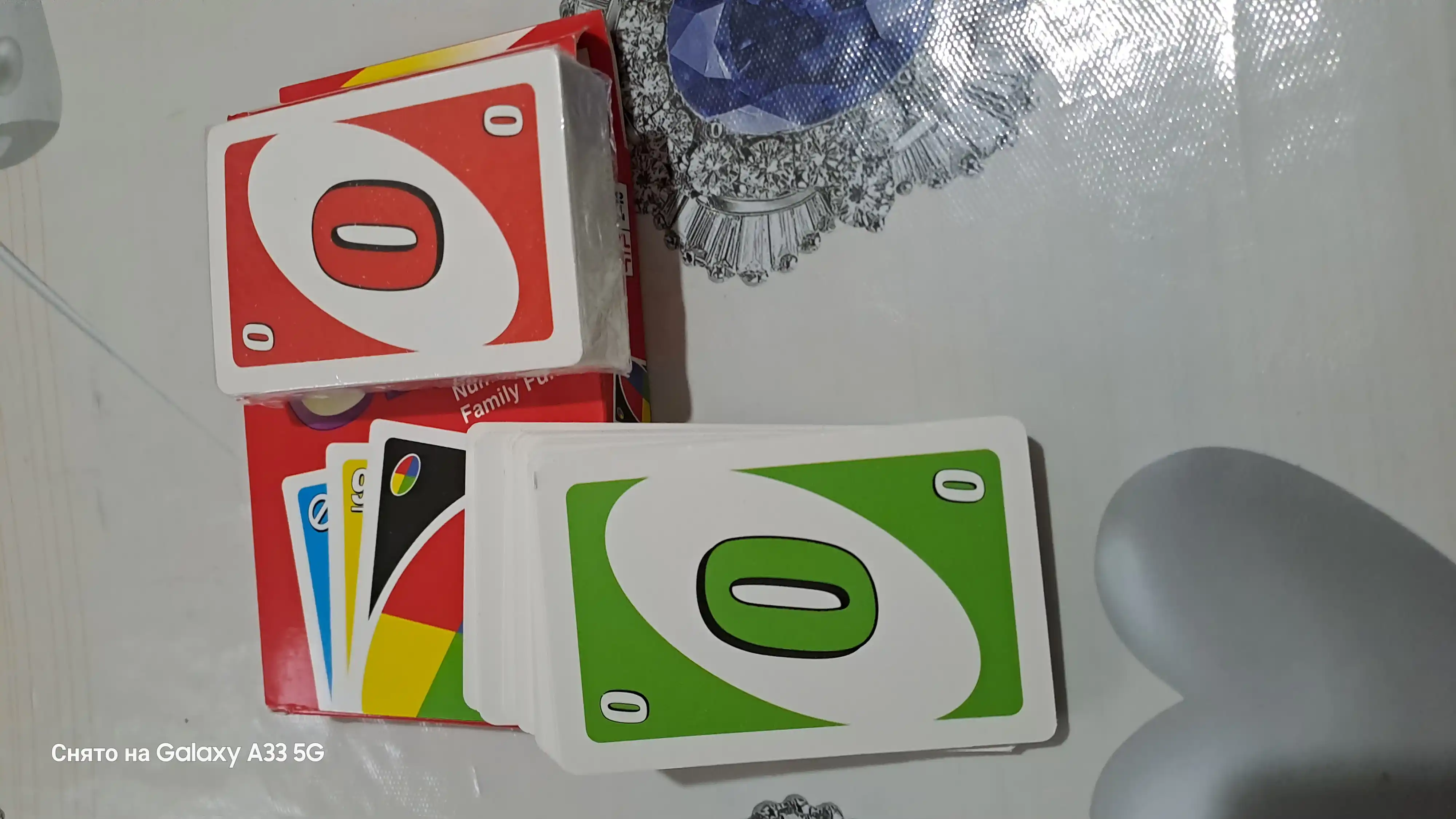 MAFIYA, FLIP, UNO stol o‘yinlari — do‘stlar davrasida o‘ynash uchun