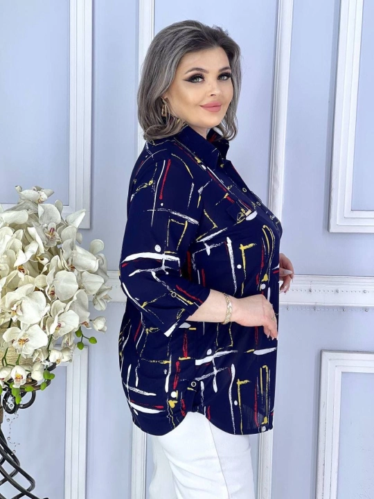 Katta o'lchamli yoqali bluzka 60-70