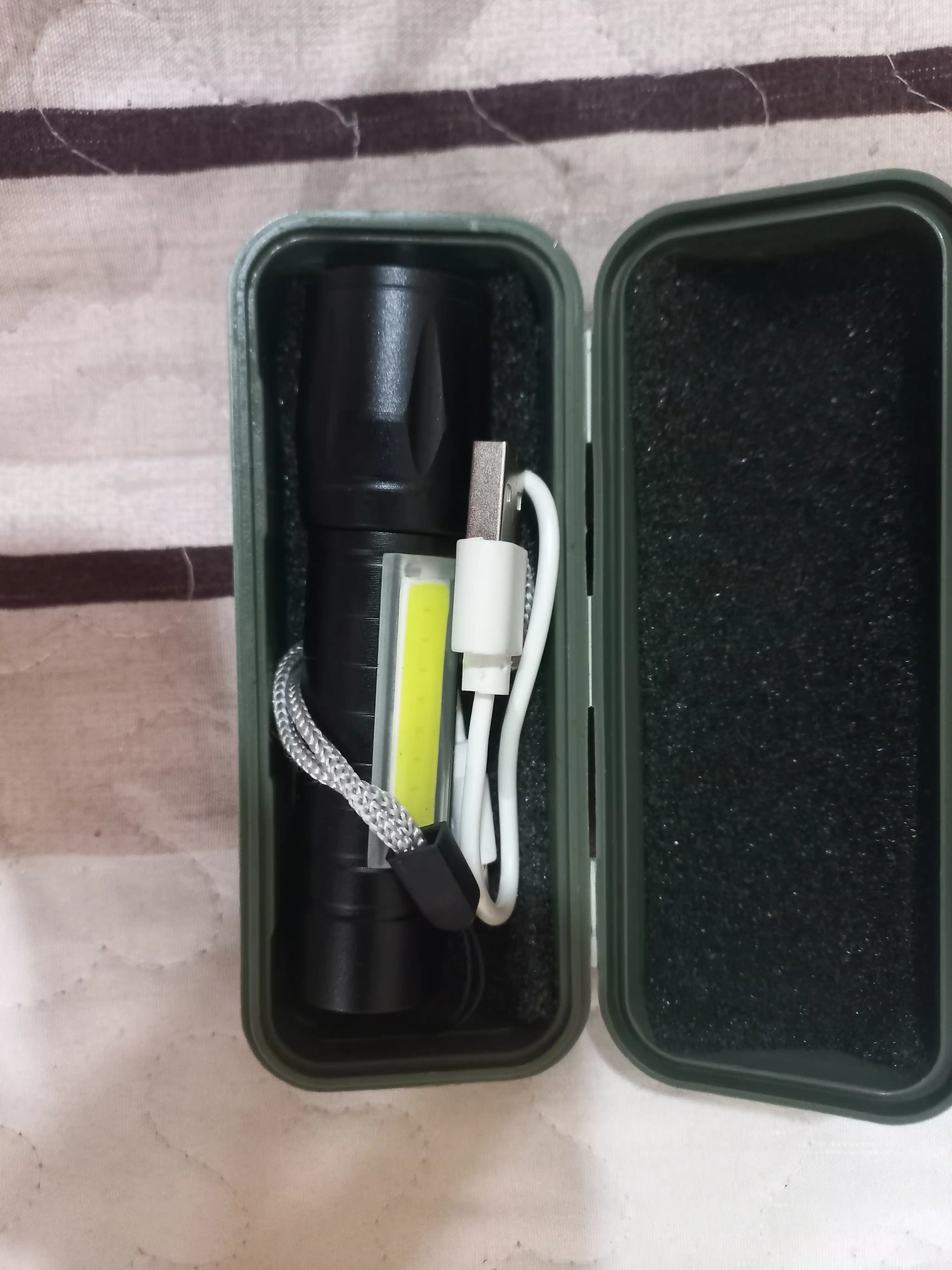 Mini LED fonar BX-P12 — suvga chidamli, taktik, sayohat va baliq ovlash uchun mos