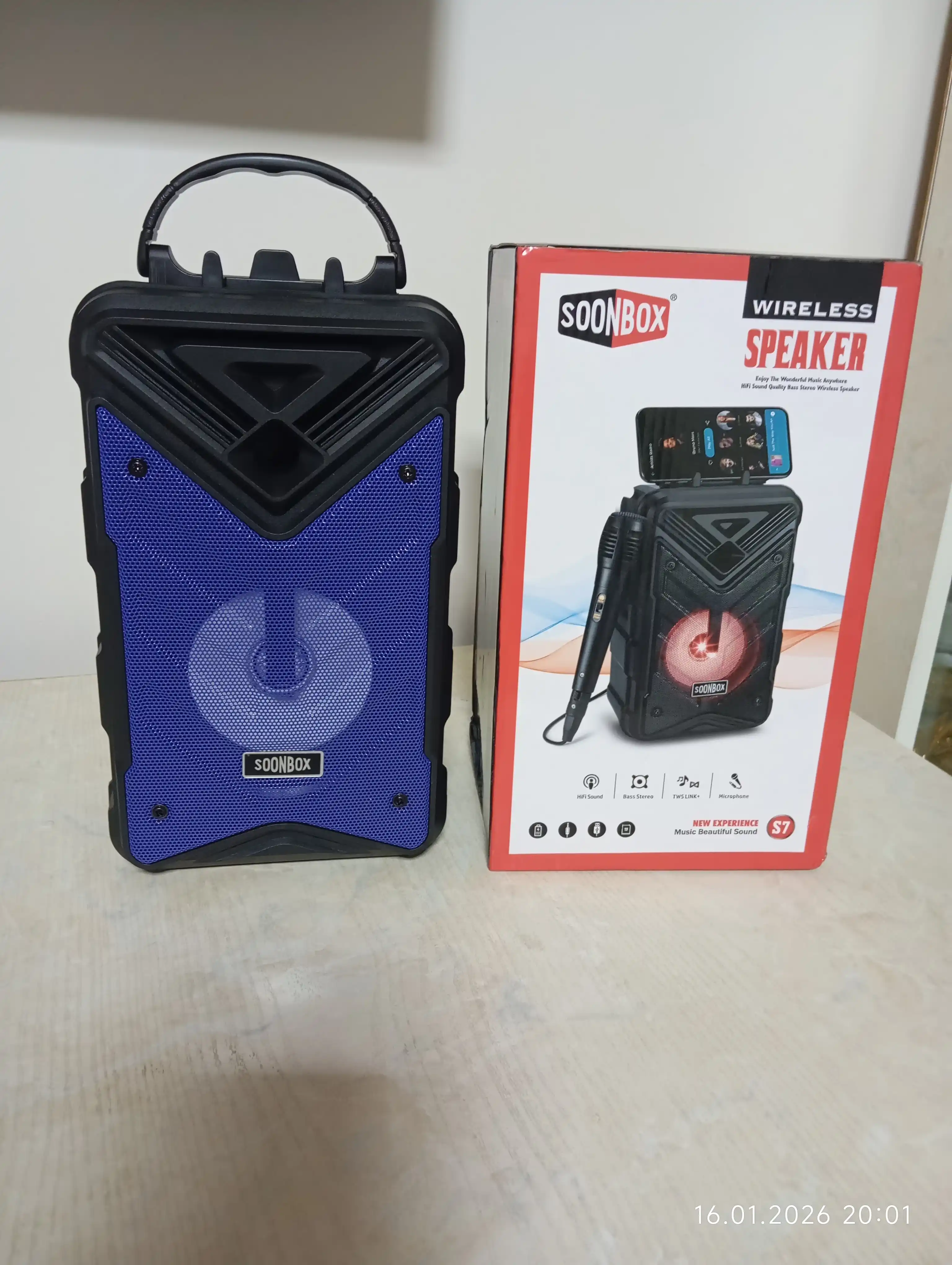 Караоке колонка Soonbox S7 с Bluetooth, FM-радио, микрофоном и LED-подсветкой