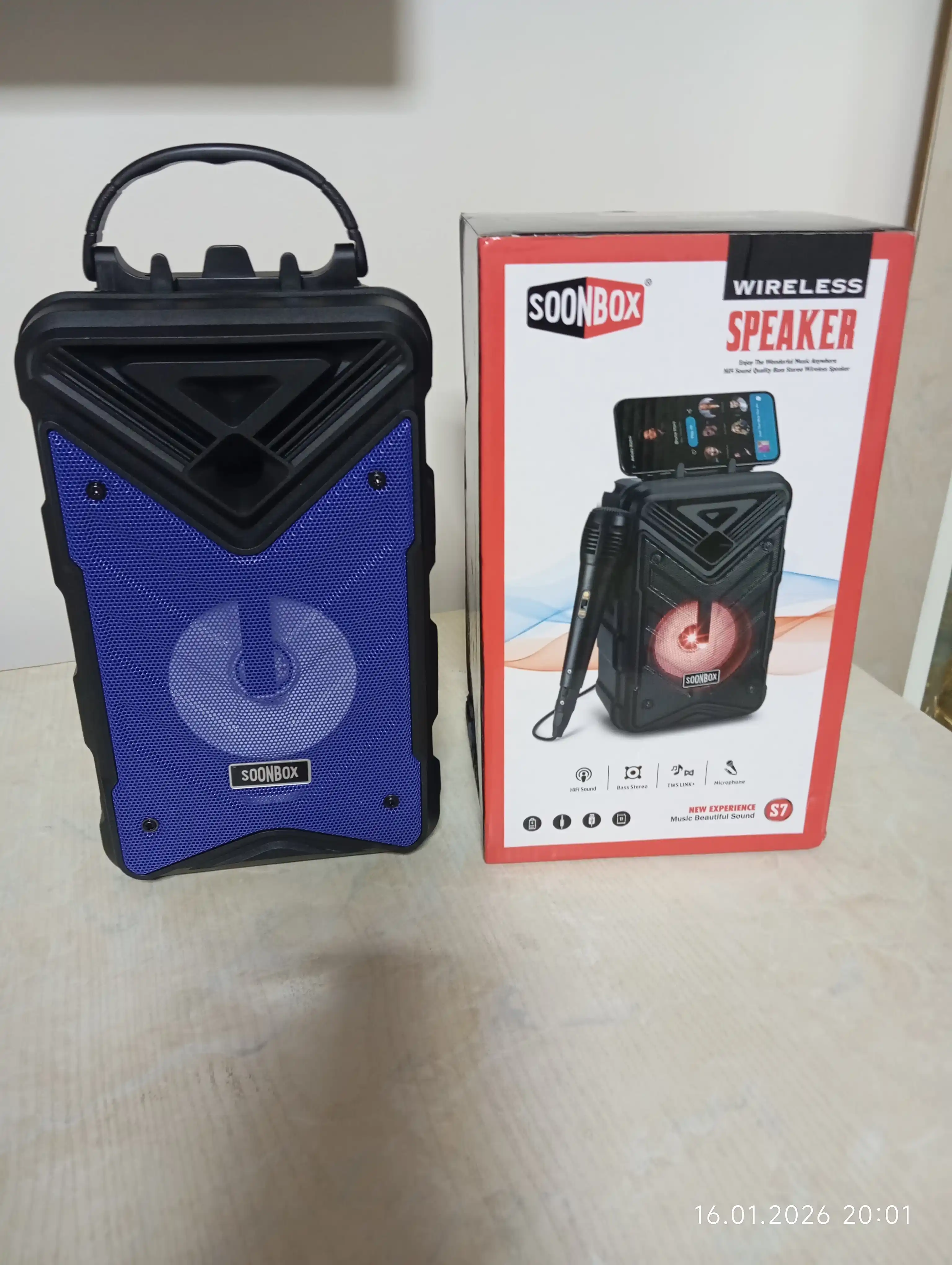 Караоке колонка Soonbox S7 с Bluetooth, FM-радио, микрофоном и LED-подсветкой