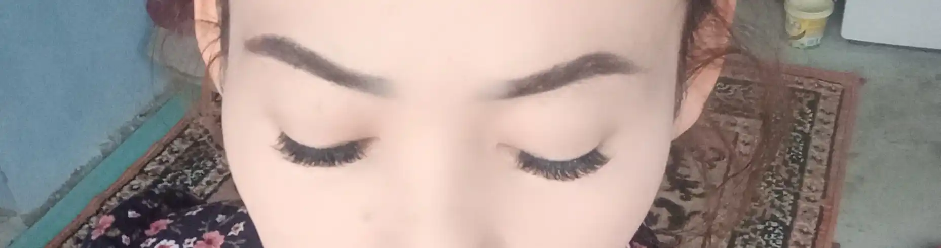 3D effektli ulama kipriklar, kiprik kleyi va tarog'i bilan, ko'zlarni bezash uchun Sanishi