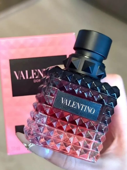 Женские духи Valentino BORN IN ROMA DONNA 100мл ноты мандарина