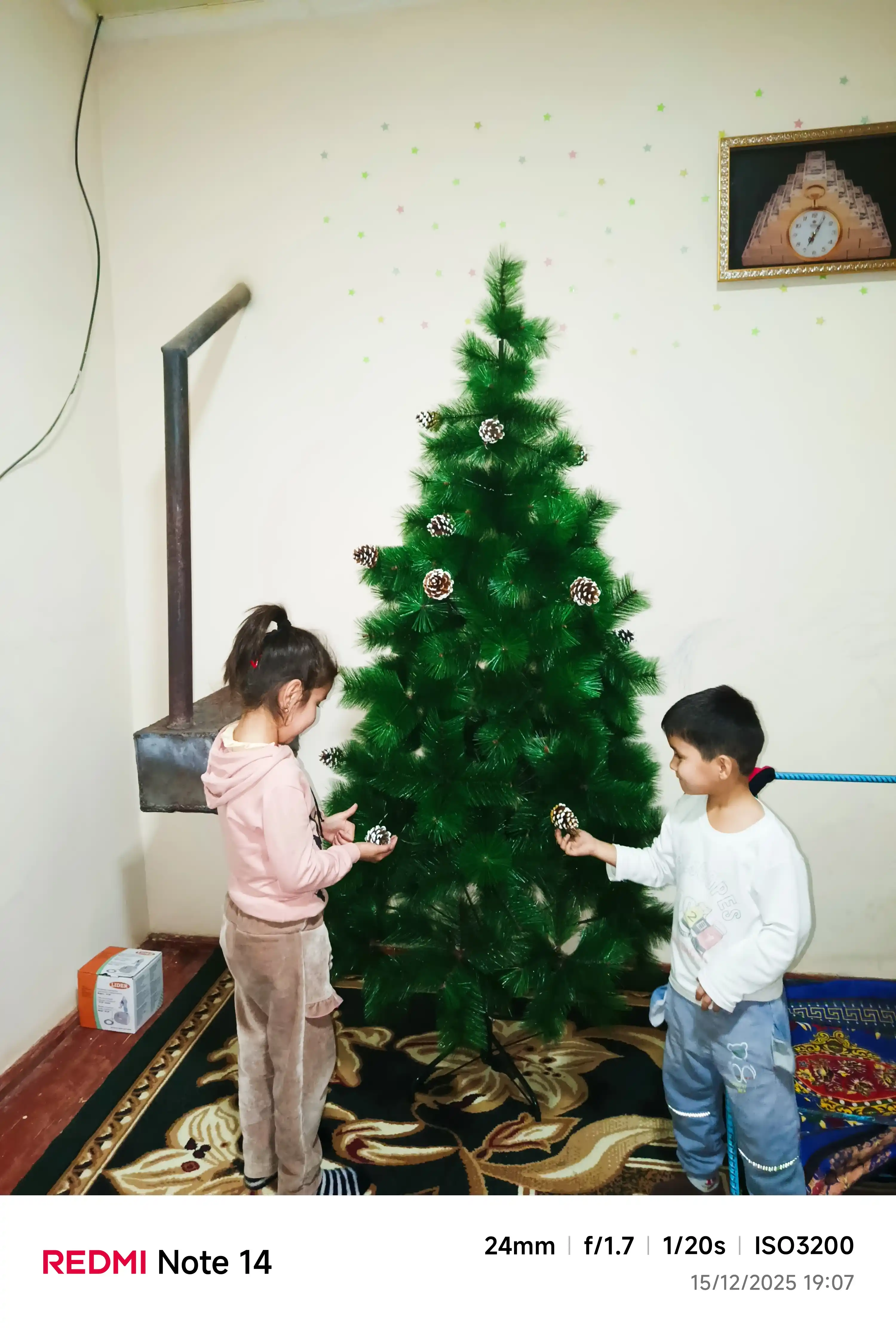 Yangi Yil archasi, sun'iy, 120 sm-300 sm bayramingiz uchun ajoyib bezak