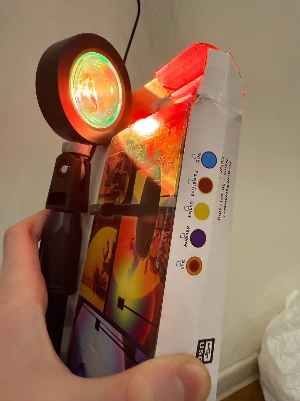 Stol va polga o‘rnatiladigan zakat chirog‘i,tik tok,16 ta rang RGB,sivitilnik orqa fon