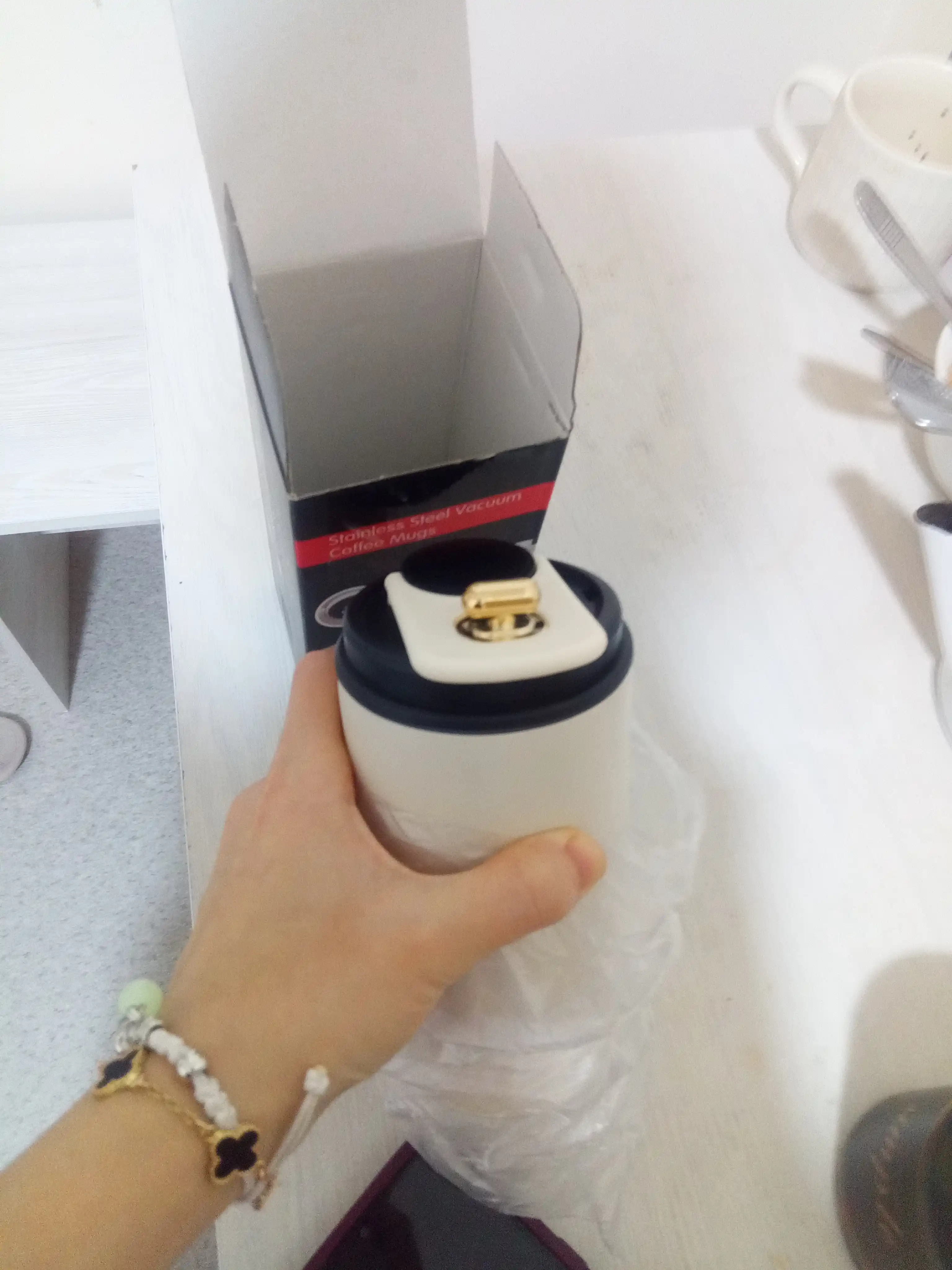 Termokrujka qahva uchun, termos krujka, harorat sensori bilan, 460 ml