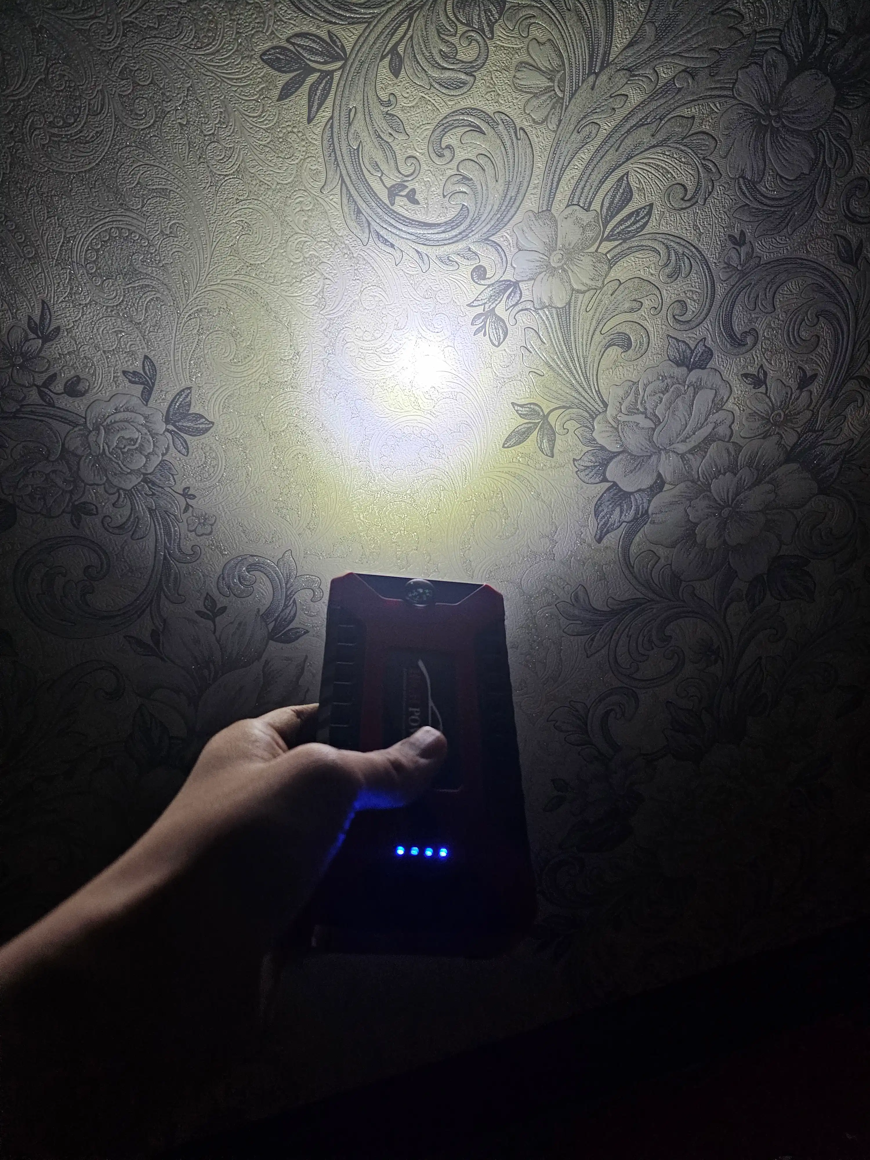 Avtomobilni ishga tushirish moslamasi, quvvatlash moslamasi, 99800mAh