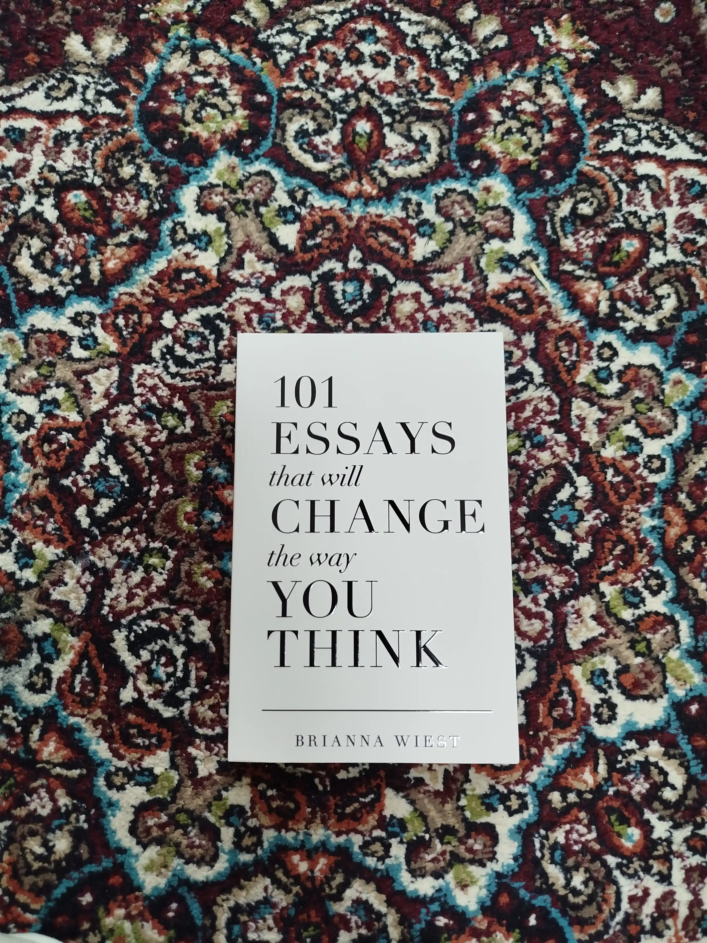 101 Essays that will change the way you think, Brianna Wiest