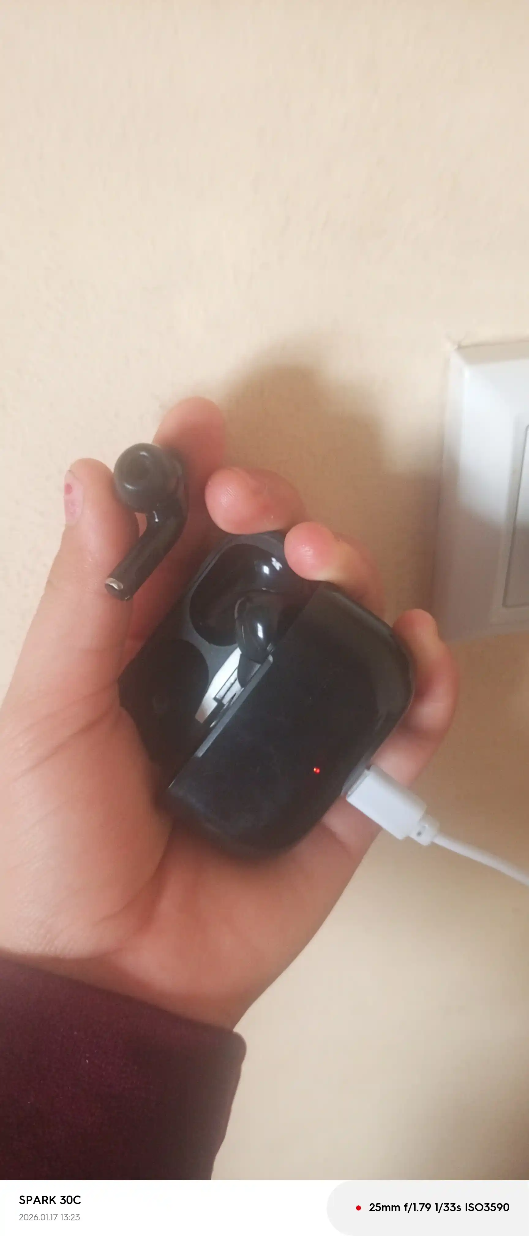 Simsiz quloqchinlar, Pods, iPhone va Android uchun, sensorli