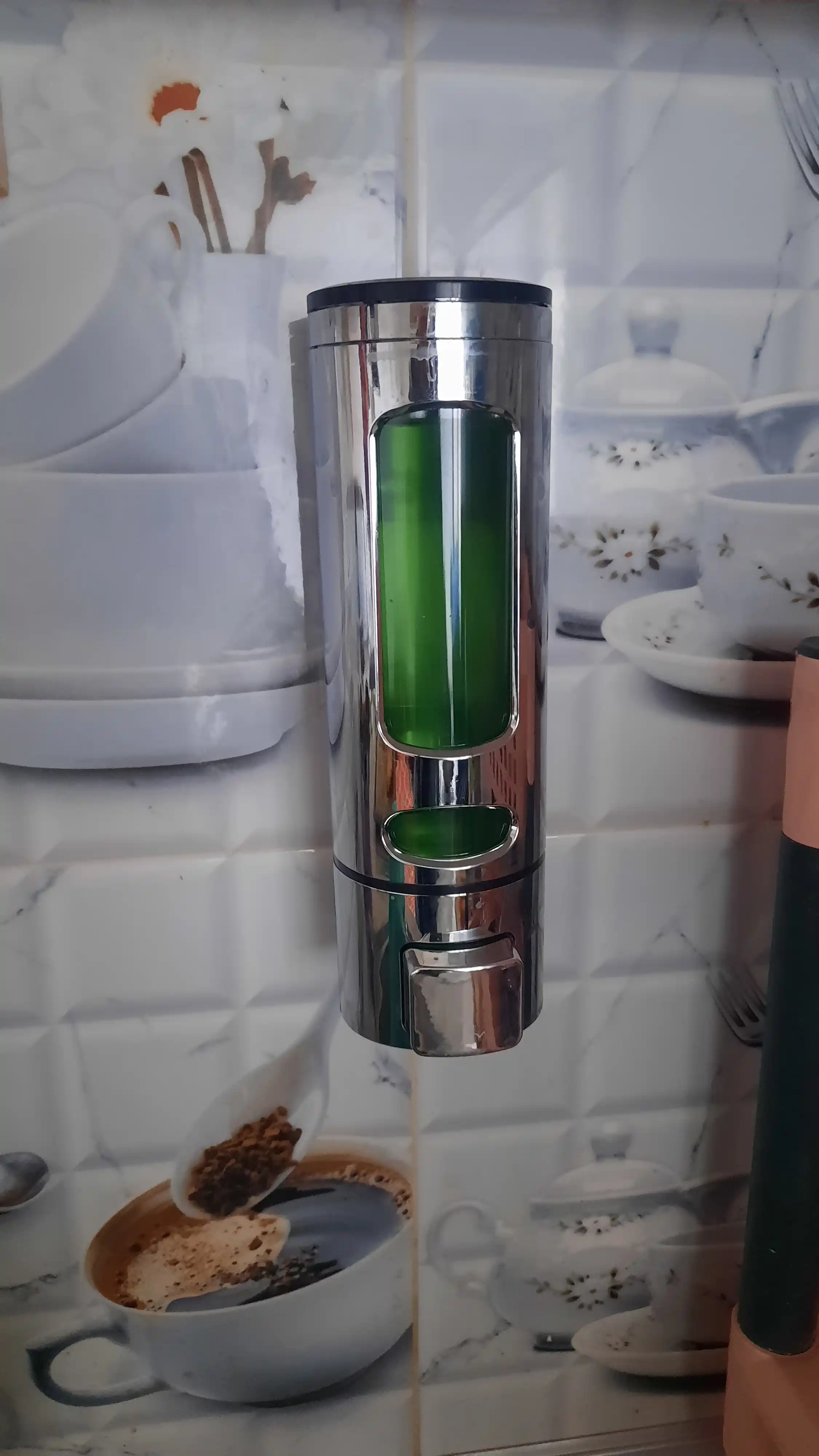 Dozator suyuq sovun uchun, xrom