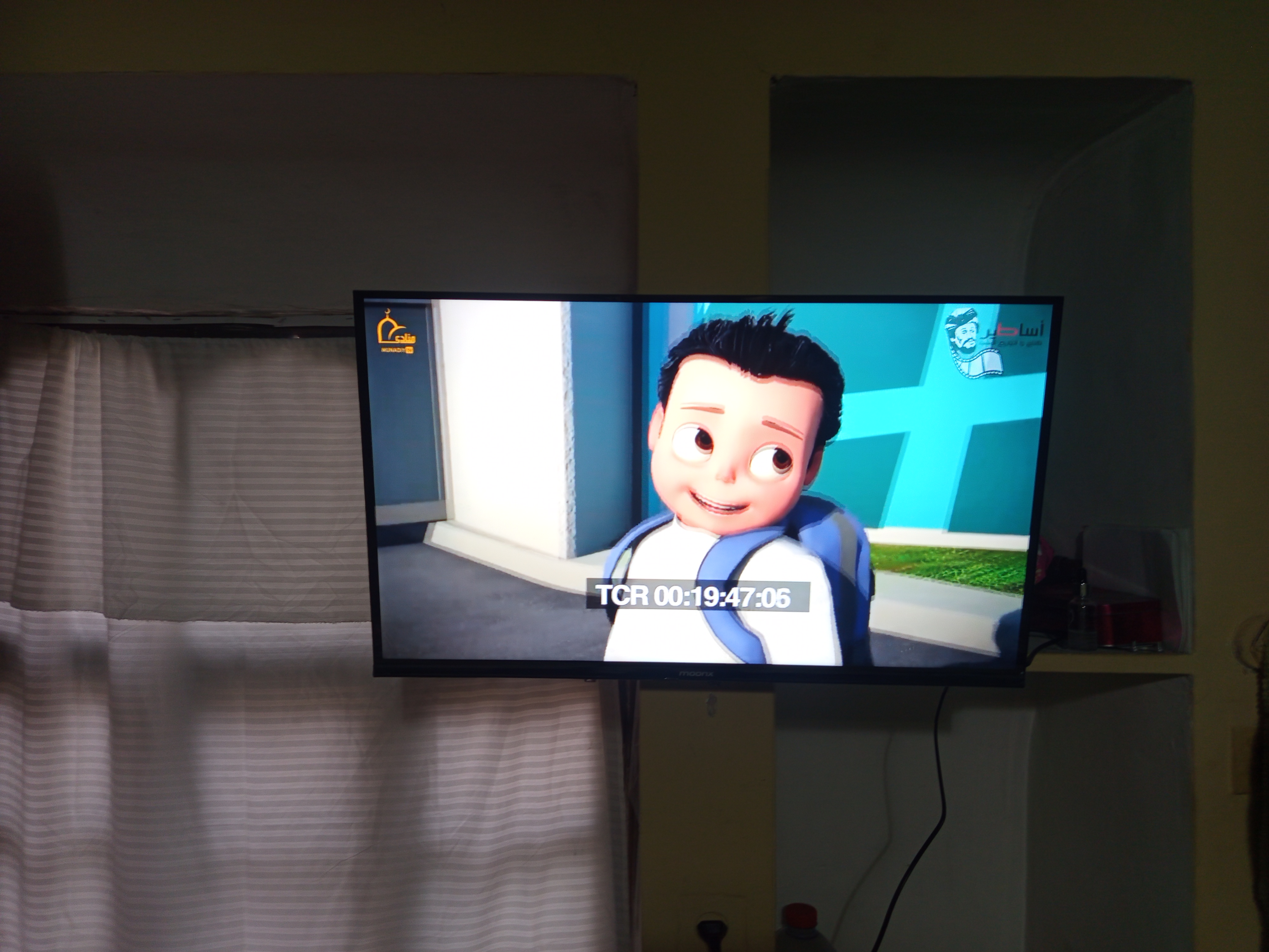 Телевизор MoonX 50" 4K, 43" Full HD, 32" HD, Smart TV, Full HD Wi-Fi, голосовое управление