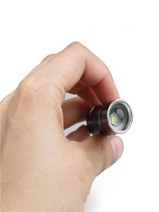 Batareyali cho'ntak chiroq, 8 sm, LED mini fonar, metall korpus