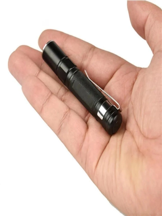 Batareyali cho'ntak chiroq, 8 sm, LED mini fonar, metall korpus