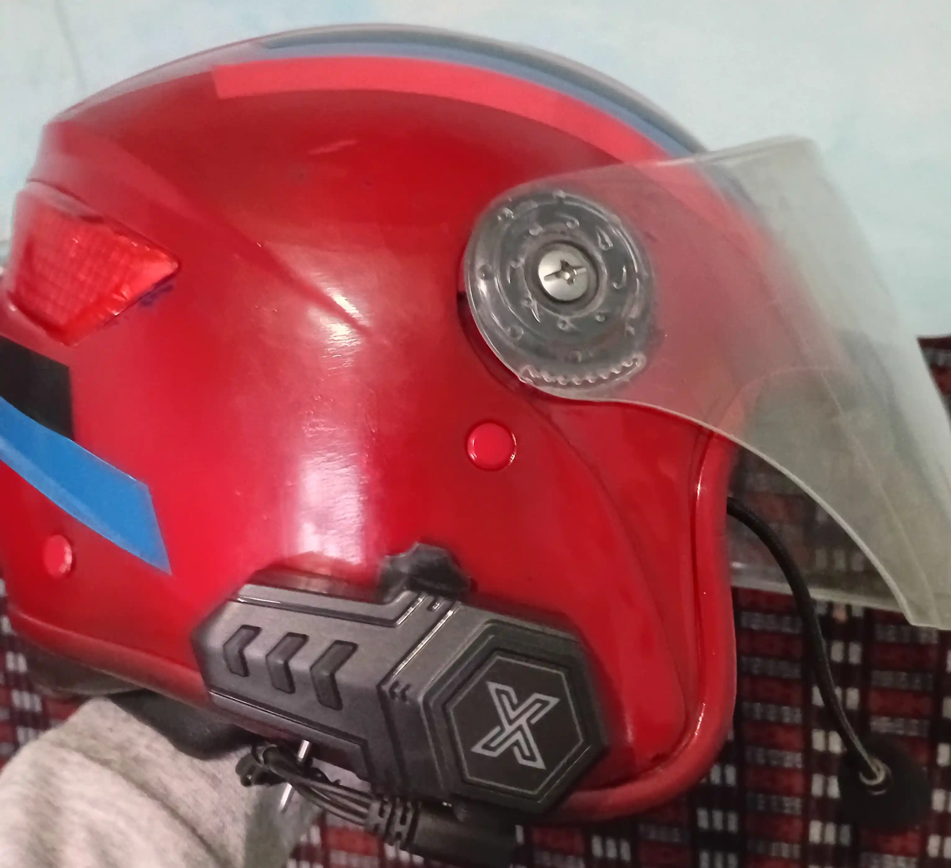 Bluetooth mikrofonli motorli garnitura, barcha shlemlar uchun mos