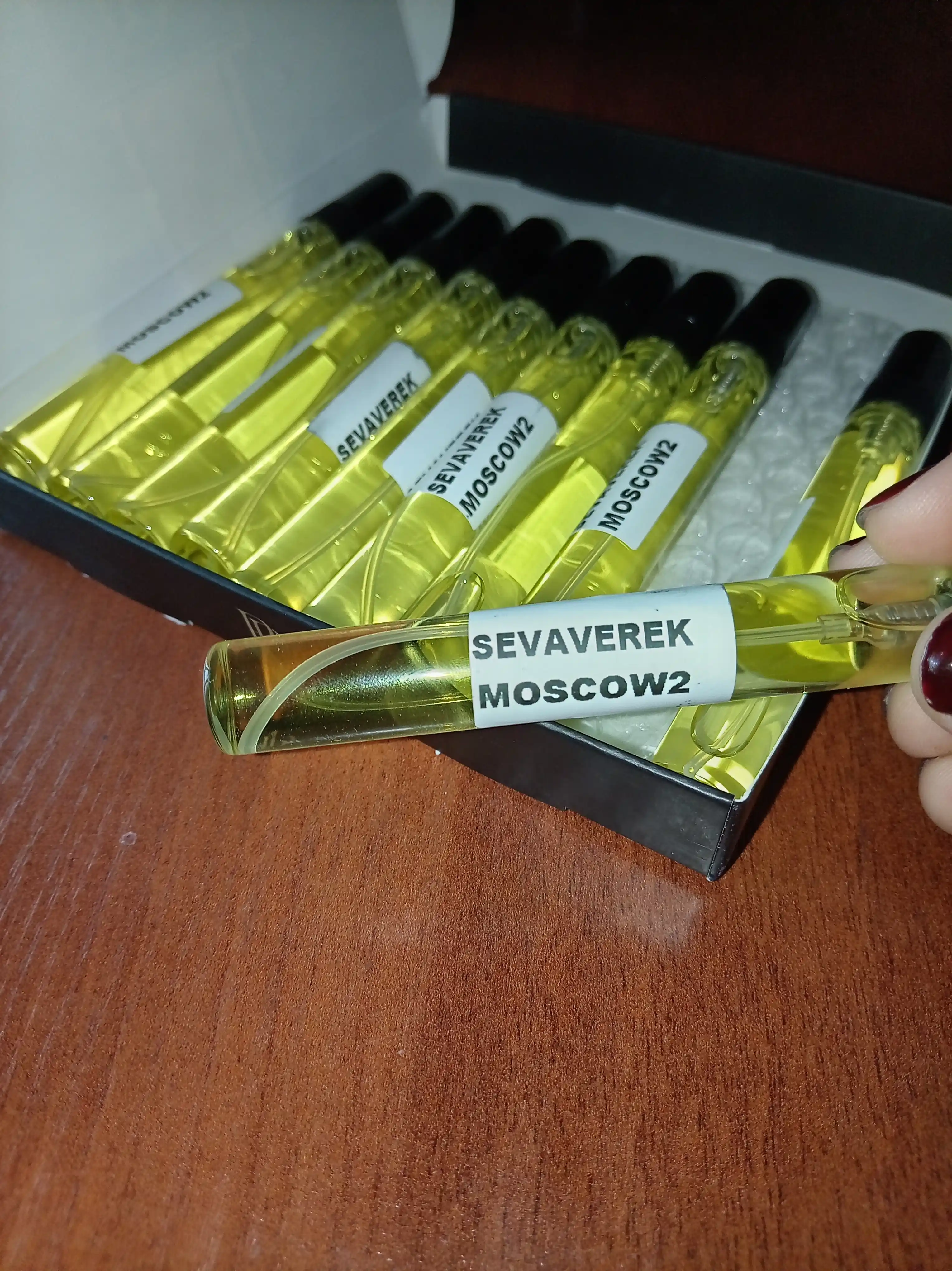 Parfyumlangan suv Sevaverek Moscow 2 asosidagi, uniseks 100ml