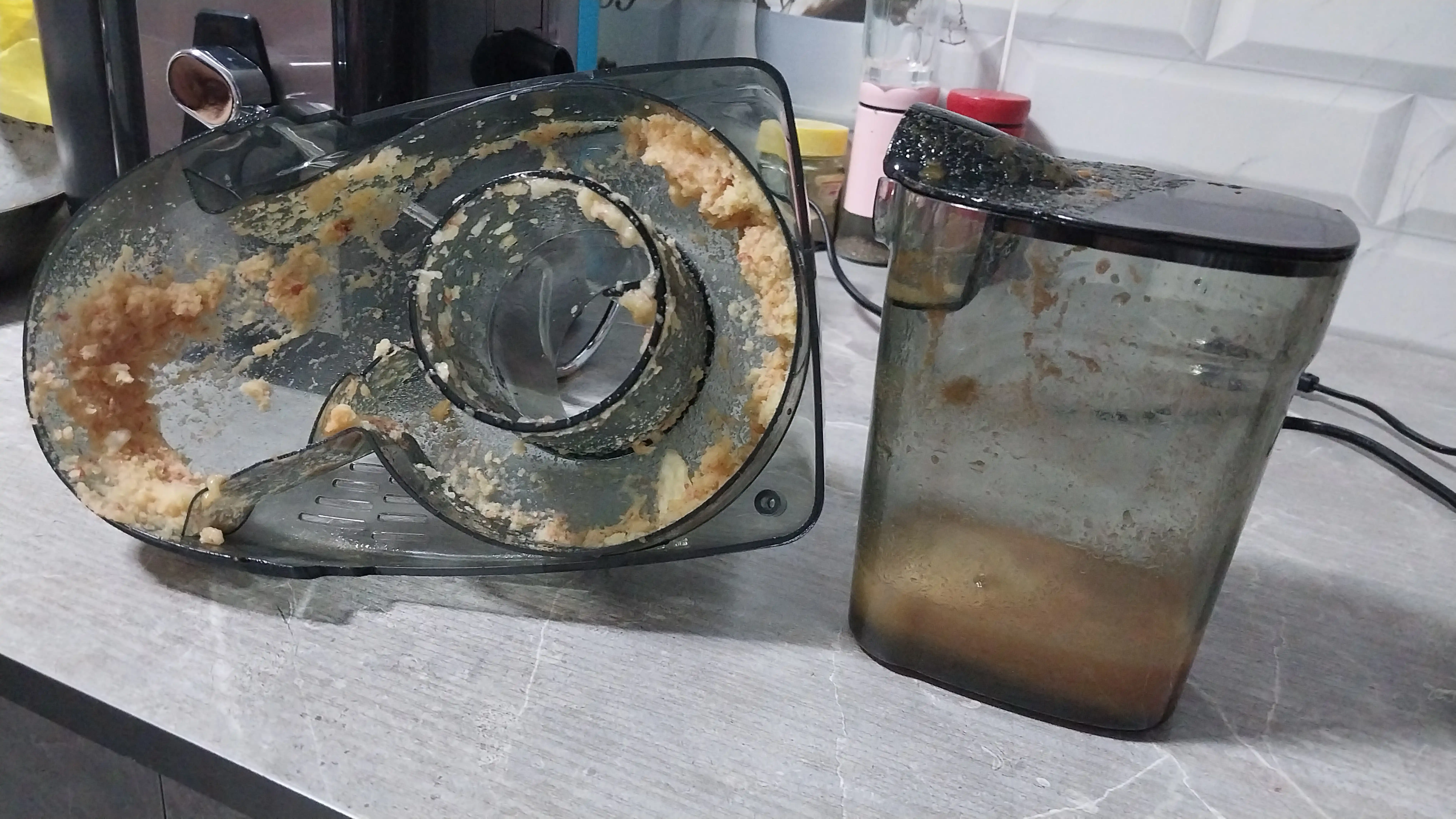 LG Elektr sharbat siqqich, meva va sabzavotlar oshxona kombayni, 600 ml, 1000 Vt