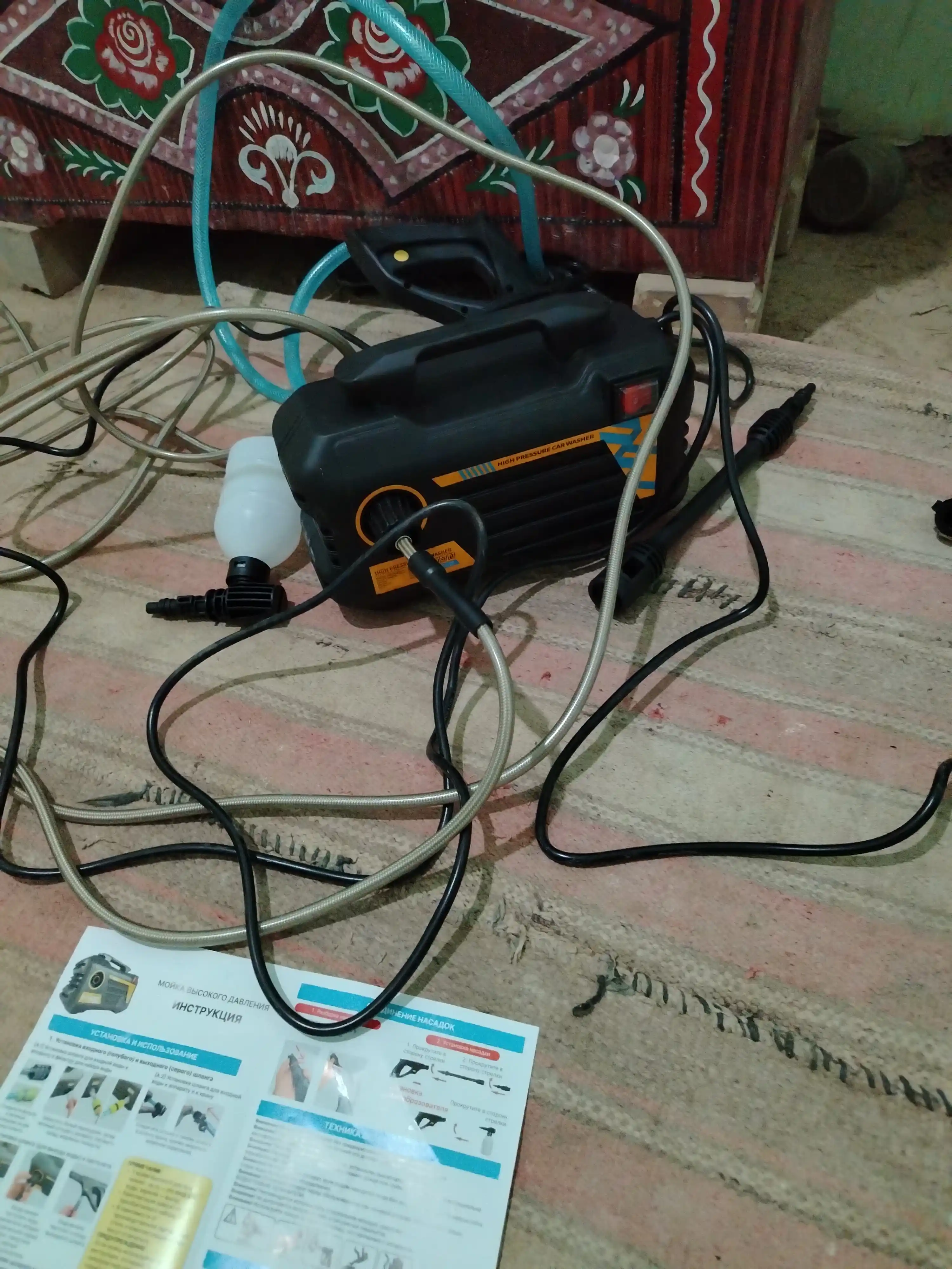 Yuqori bosimli elektr yuvish avto-moykasi 2500 Vt, 120 BAR, penogenerator bilan, apparat
