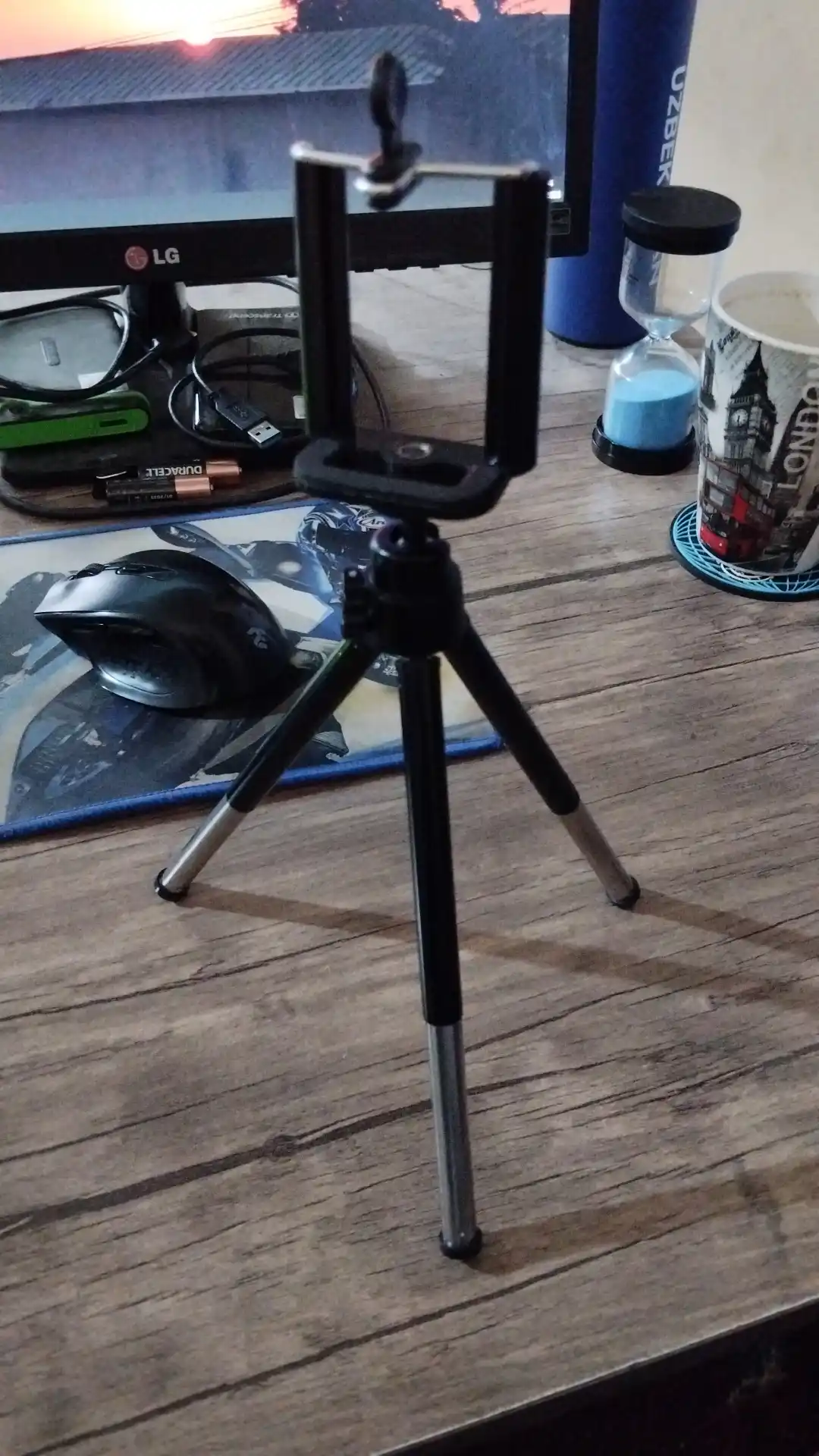 Telefon va kamera uchun universal shtativ-tripod / Blogerlar uchun sumkali pol shtativi