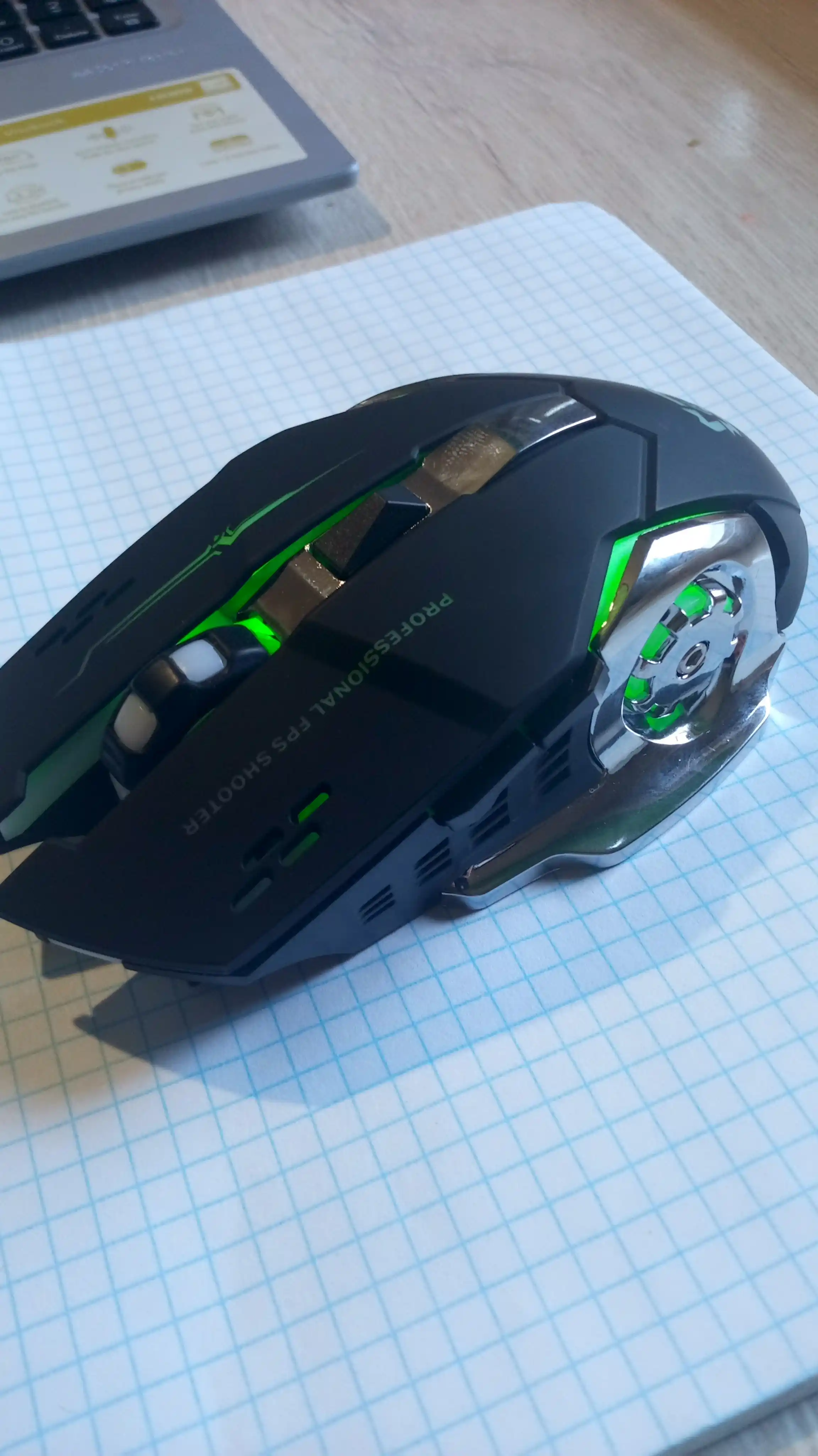 Simsiz kompyuter sichqoni, RGB yoruglik bilan