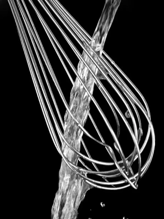 Кухонный венчик из нержавеющей стали для взбивания яиц, кремов и соусов