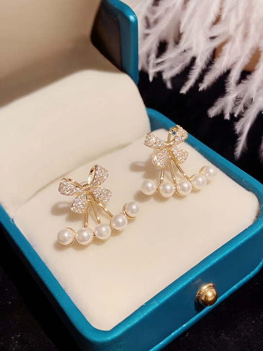 Серьги для женщин