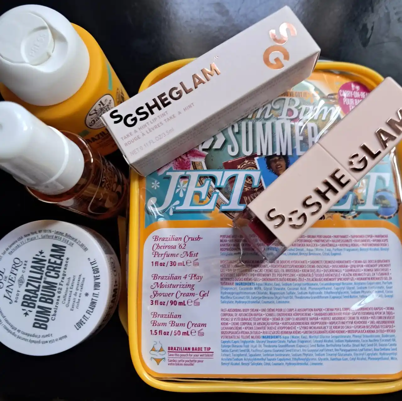 Sol de Janeiro Bom Dia Bright JET SET набор косметики из коллекции Bom Dia