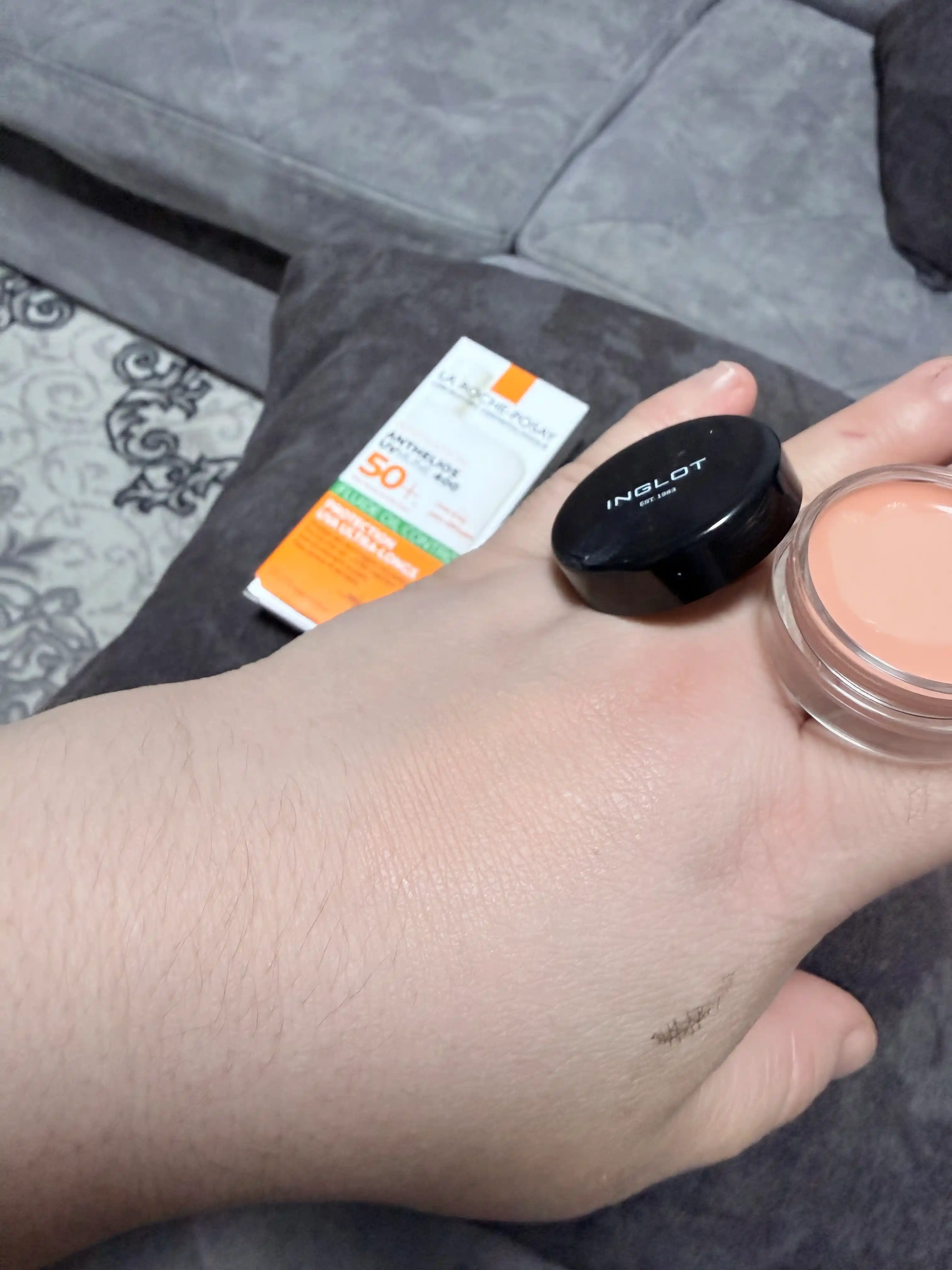 INGLOT Qovoqlarni niqoblovchi krem-korrektor AMC CREAM CONCEALER