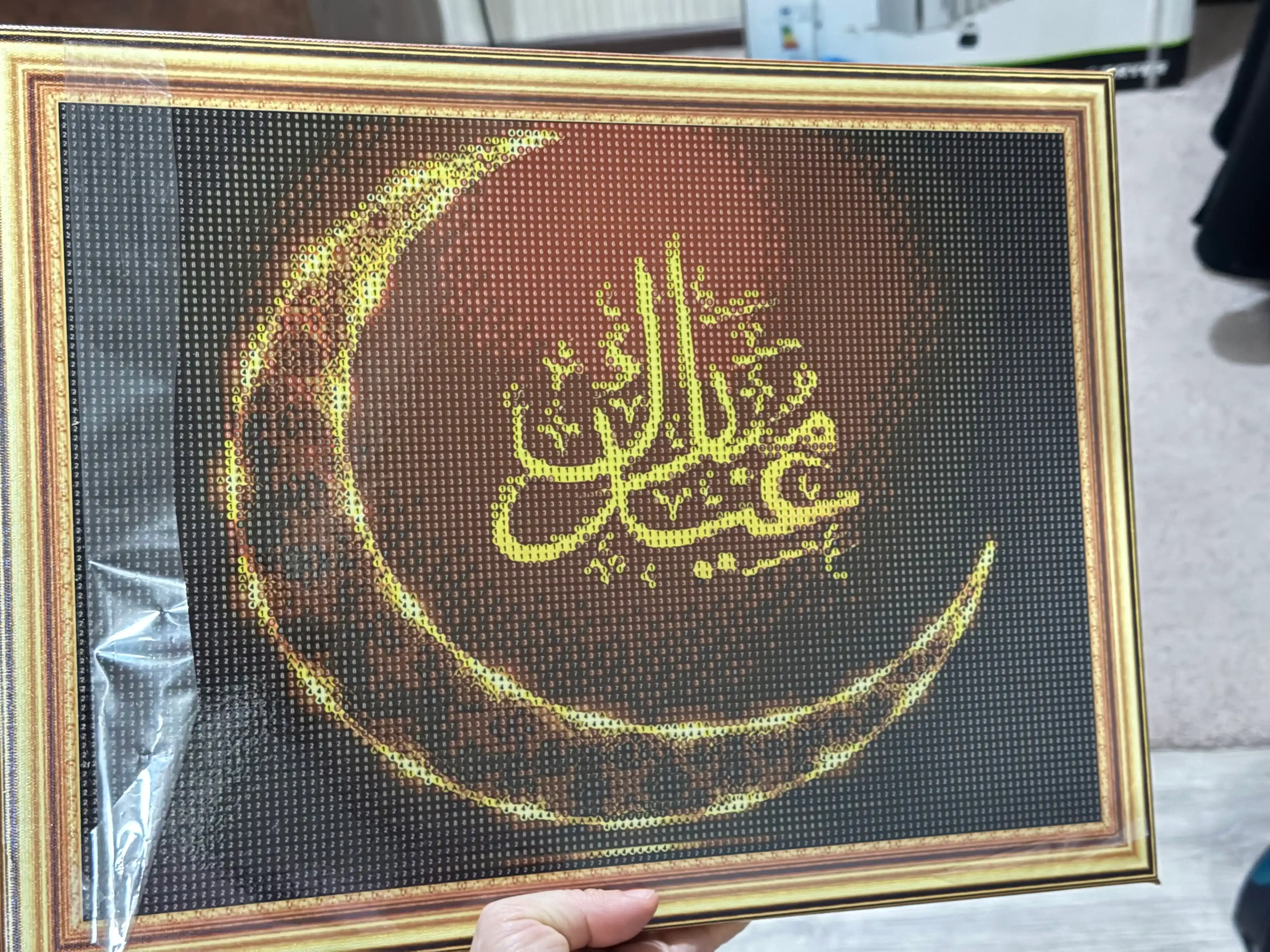 Olmos toshli mozaika, 30*40 sm "ISLOM", ramkalik asosga tortilgan