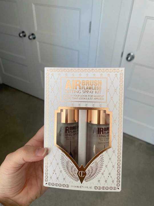 Fiksator va pudra Charlotte Tilbury Airbrush Flawless Setting Spray mini to‘plami, 34 ml
