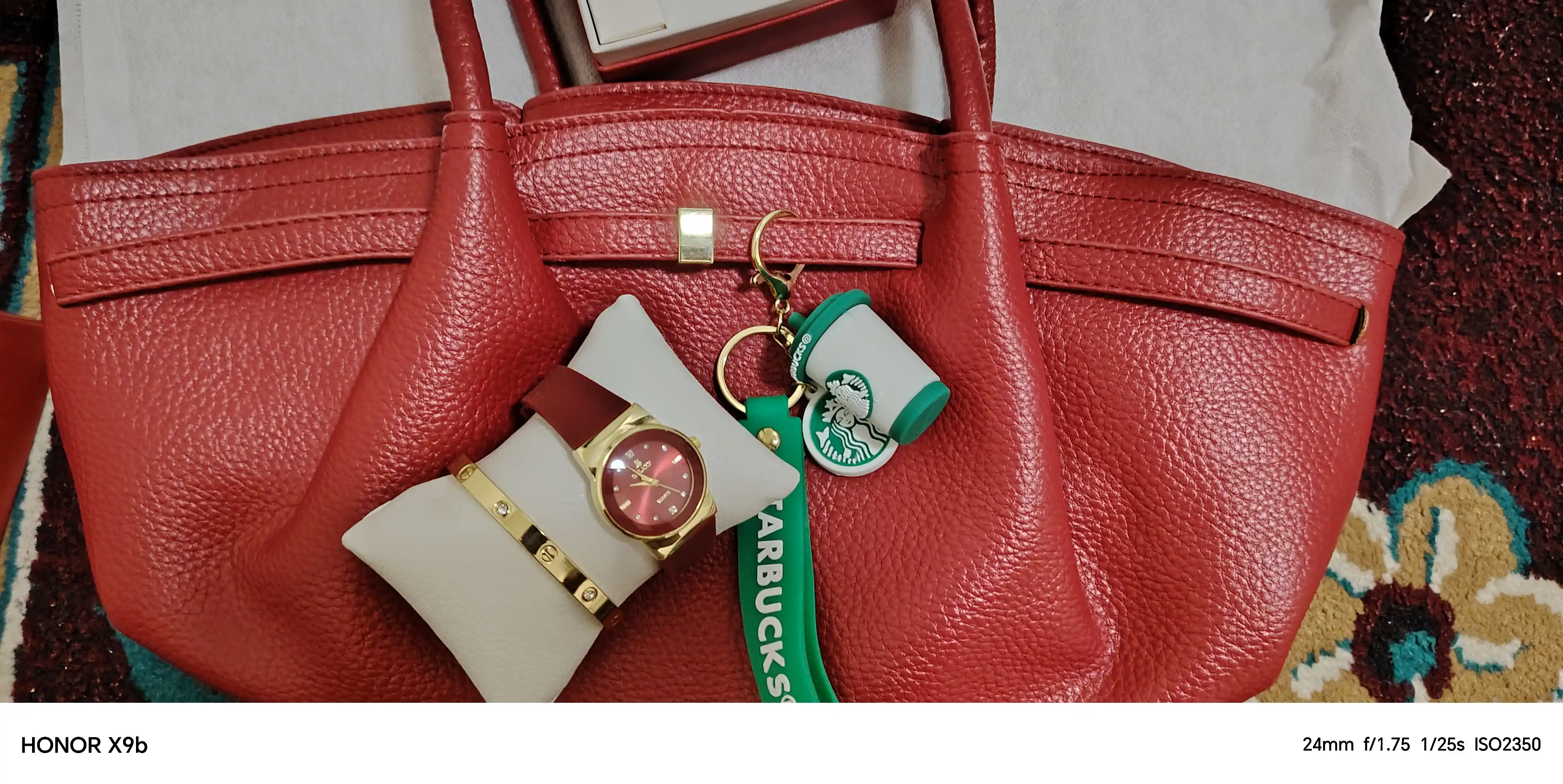 Ayollar sumkasi, katta, shopper, o‘qish uchun, A4 formatda