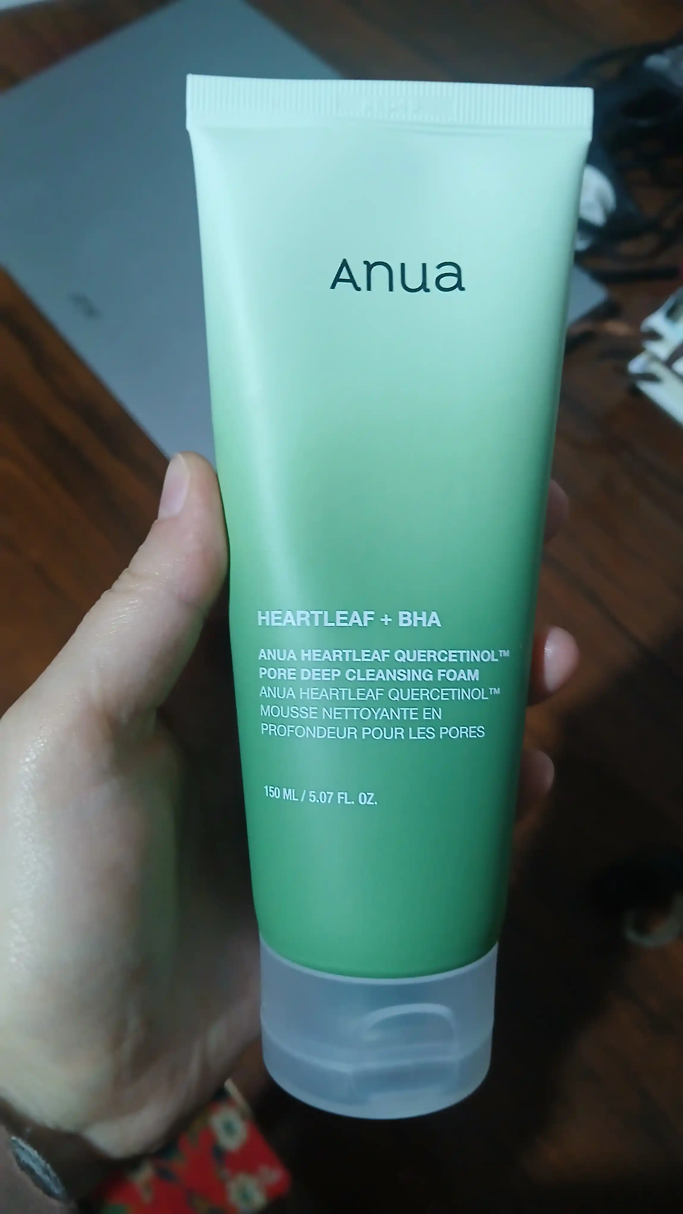 Пенка-скраб с для очищения пор Anua Heartleaf Quercetinol Pore Deep Cleansing Foam