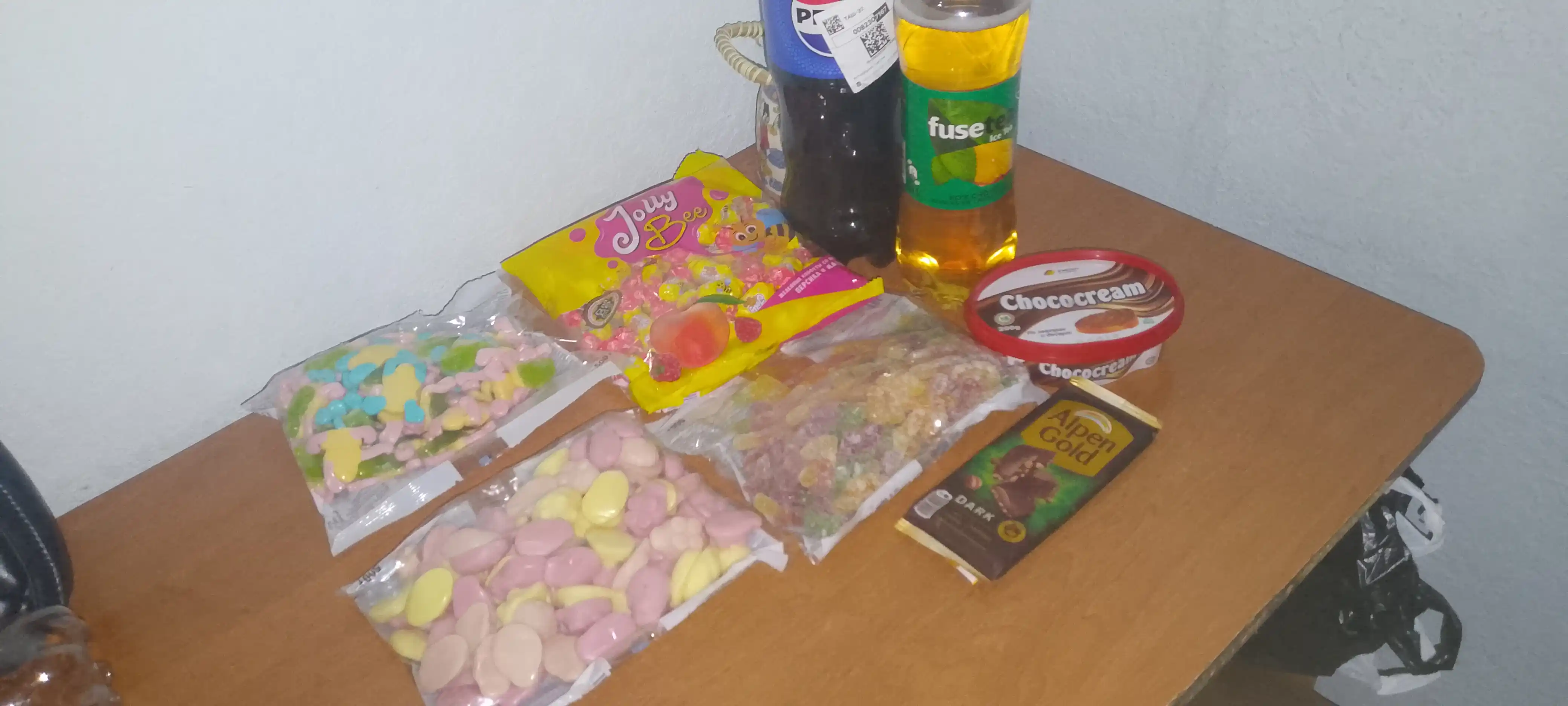 Jeleli konfetlar Jolly Bee shaftoli-malina ta'mli, 500 g