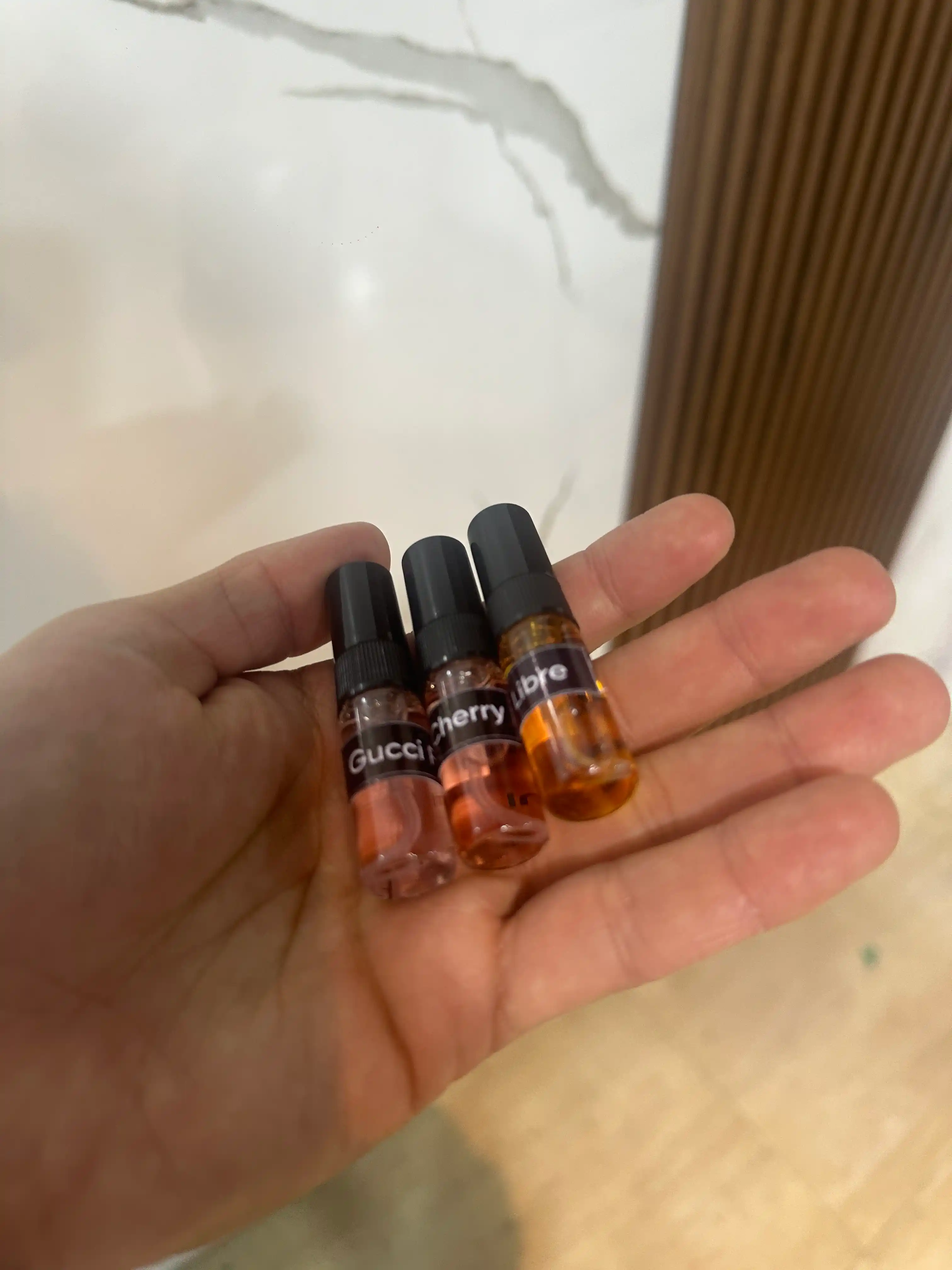 Ayollar uchun atir Lost Cherry Tom Ford, YSL Libre, Gucci Flora 3 ayollar ifori