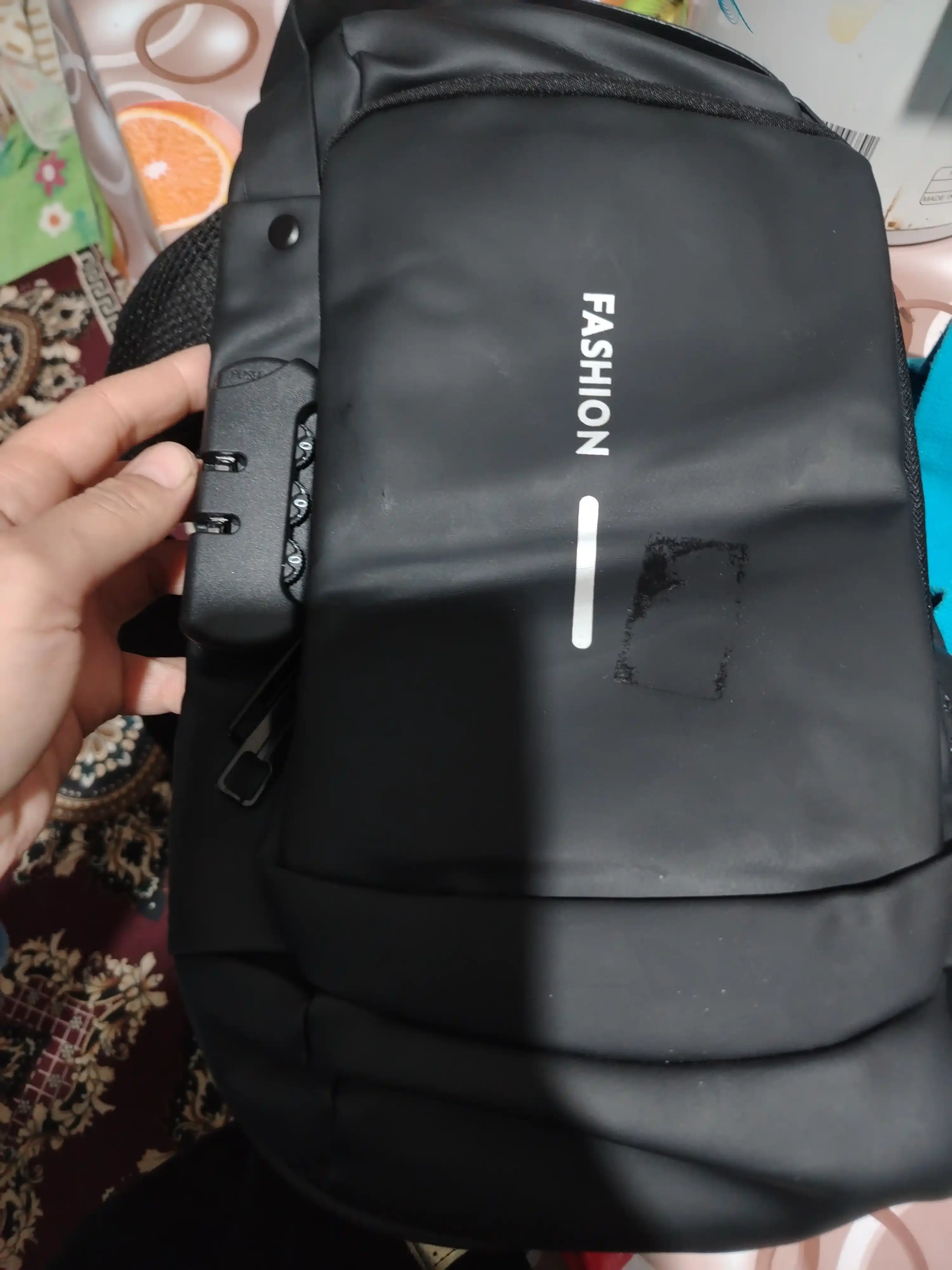 Erkaklar  Fashion USB Sling Bag – suvga chidamli sumka, USB zaryad porti va kodli qulflash