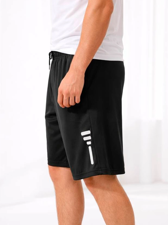 Erkaklar uchun sport shortilari