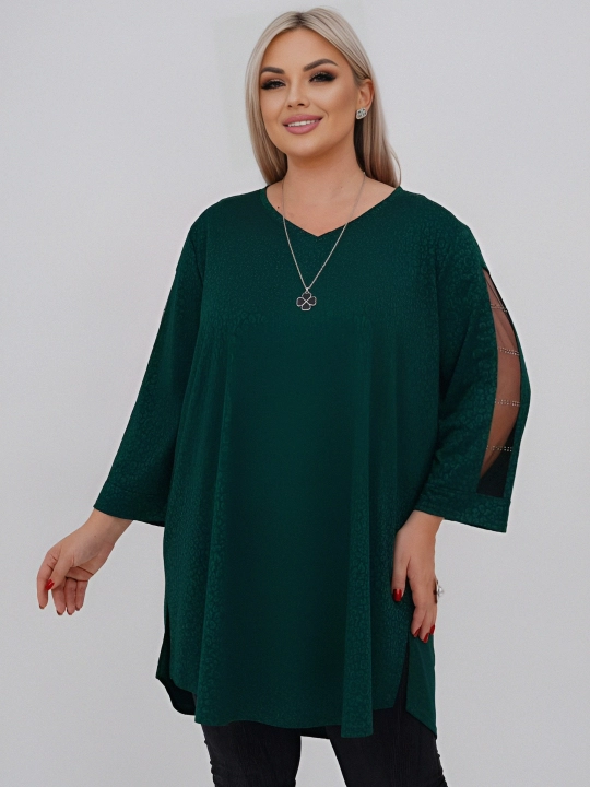 Katta o'lchamdagi trikotaj tunika