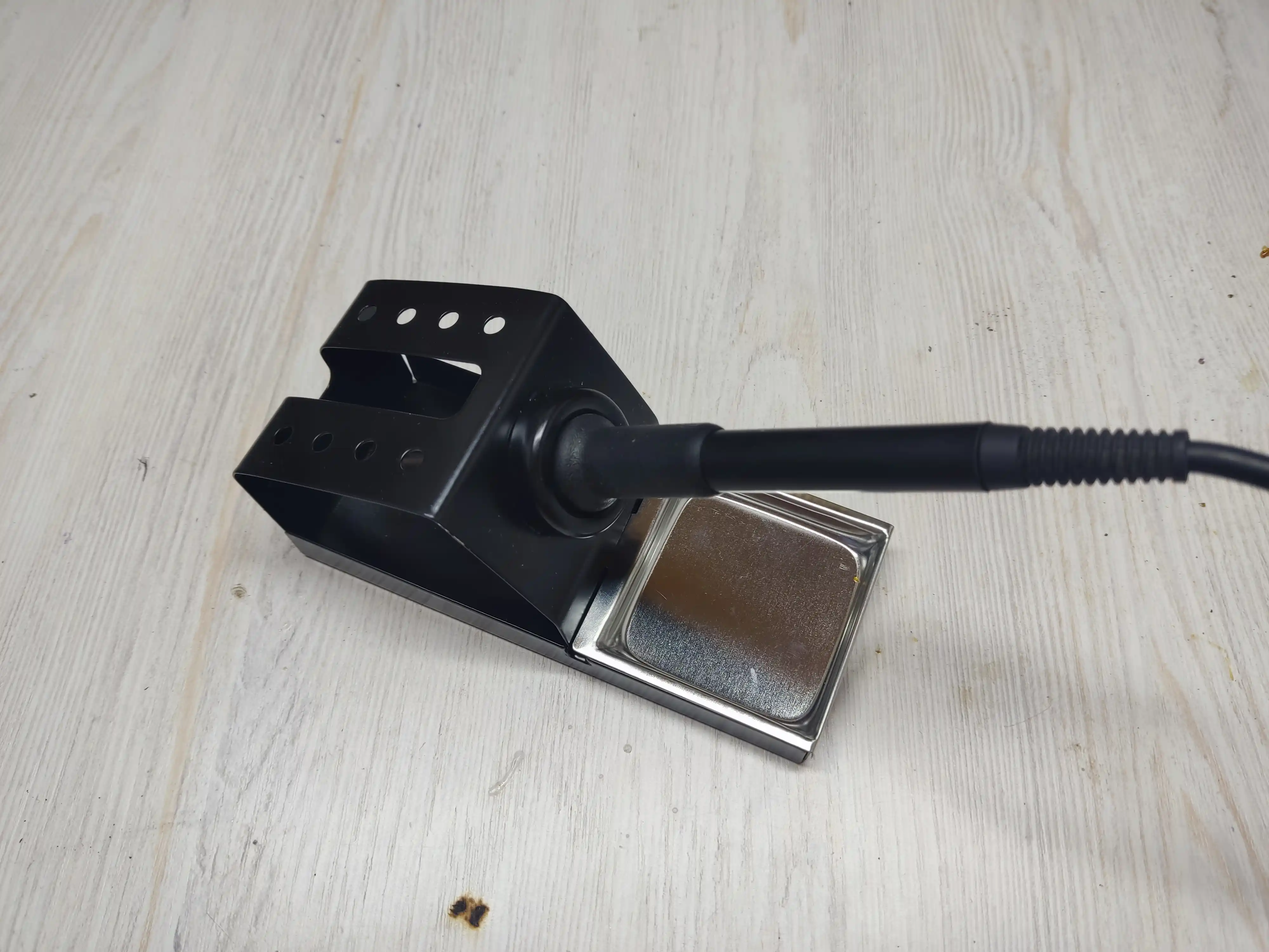 Подставка для паяльника Black metall