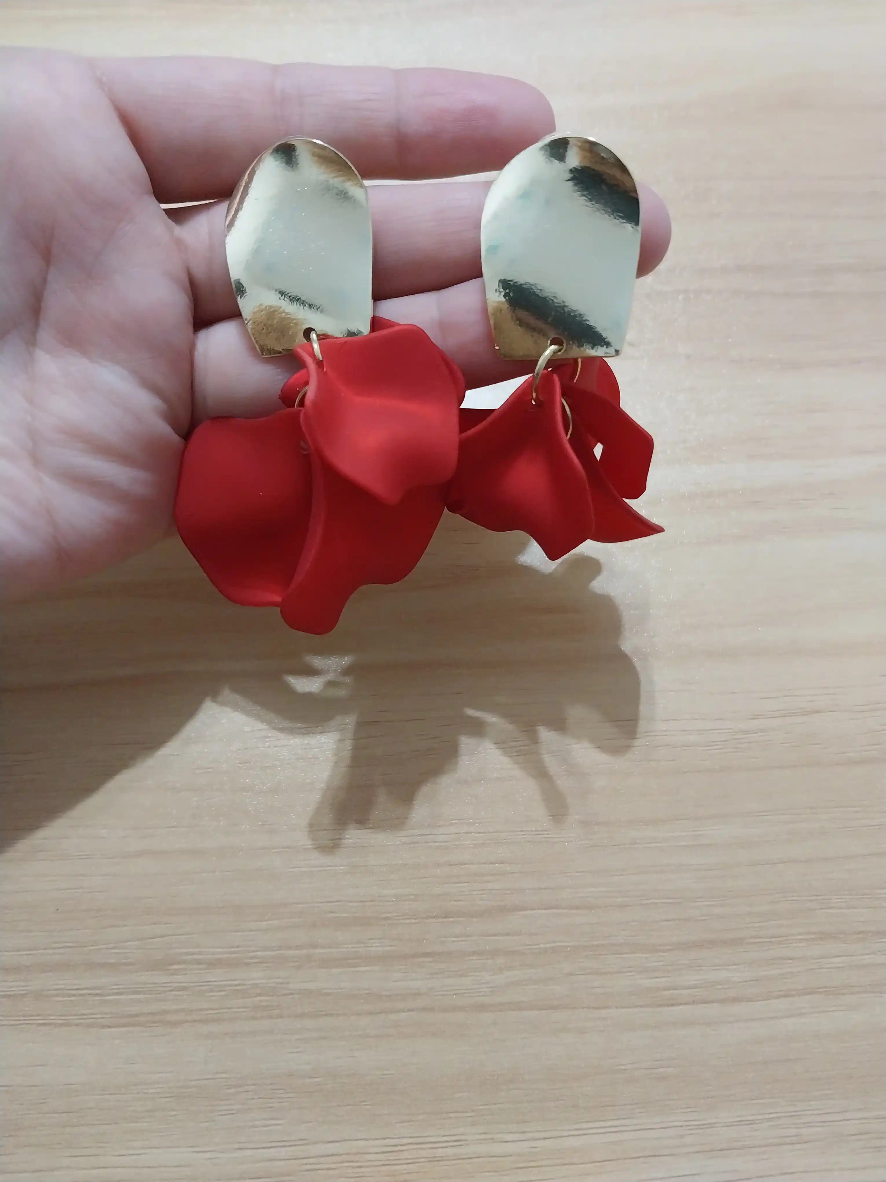 Серьги для женщин и девушек